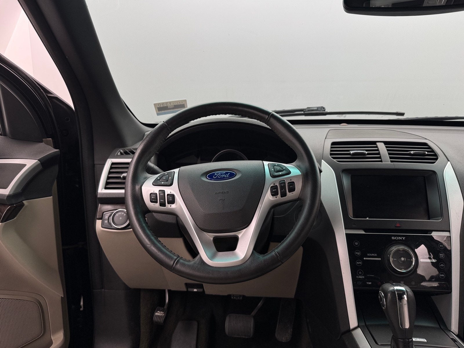 Thumbnail: 2014 Ford Explorer - 4