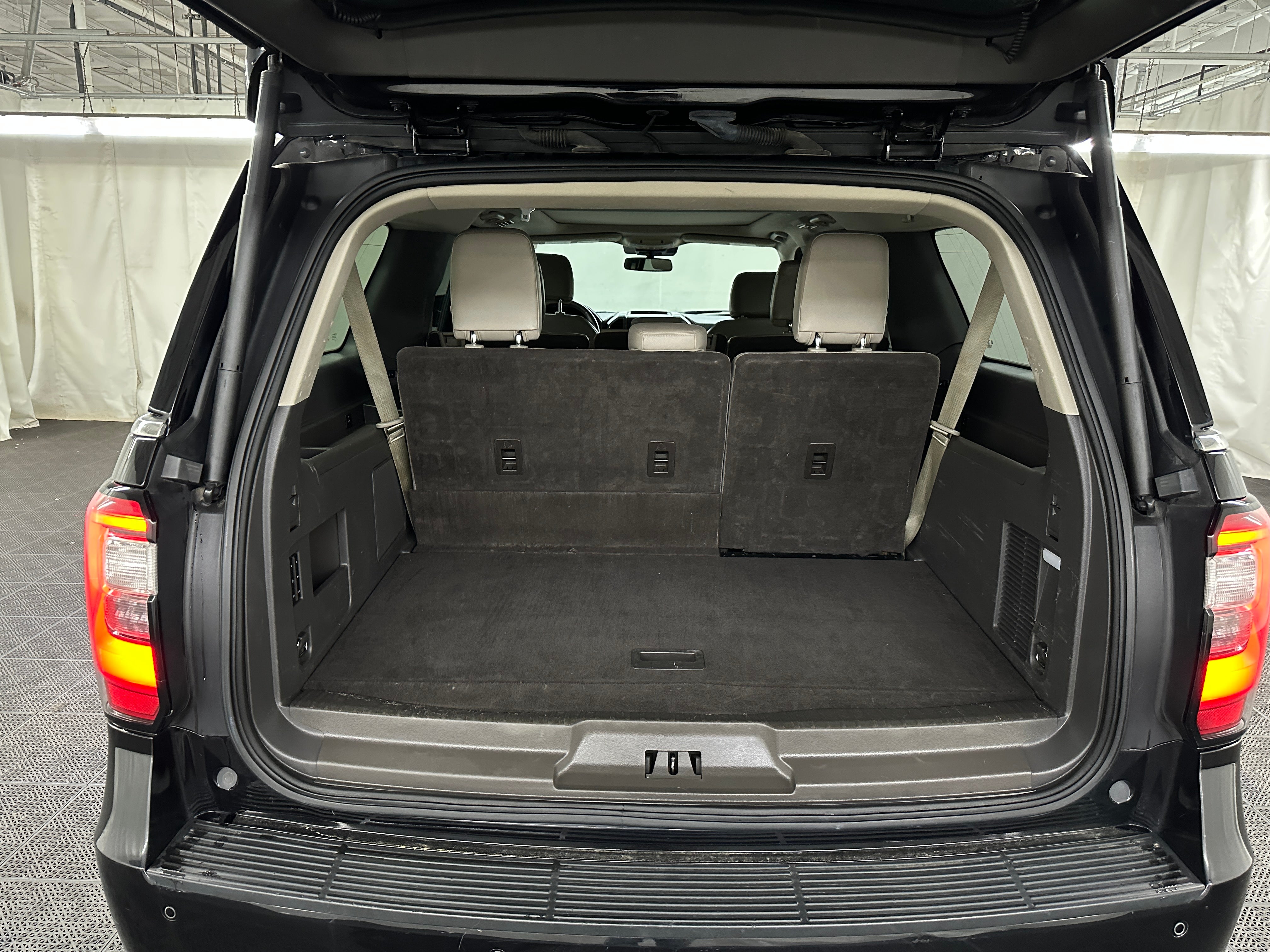 2021 Ford Expedition MAX Limited 6