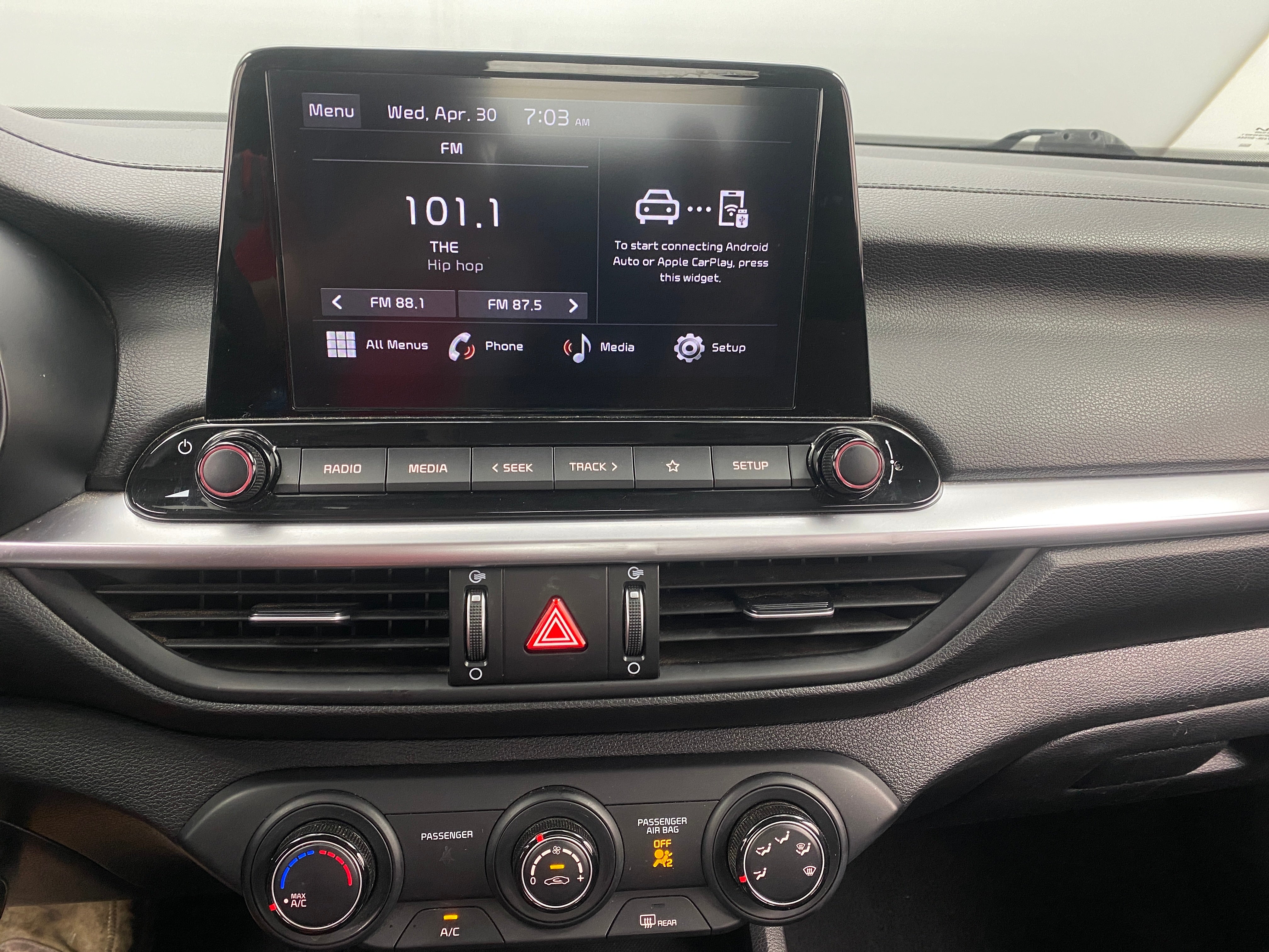 2023 Kia Forte LXS 4