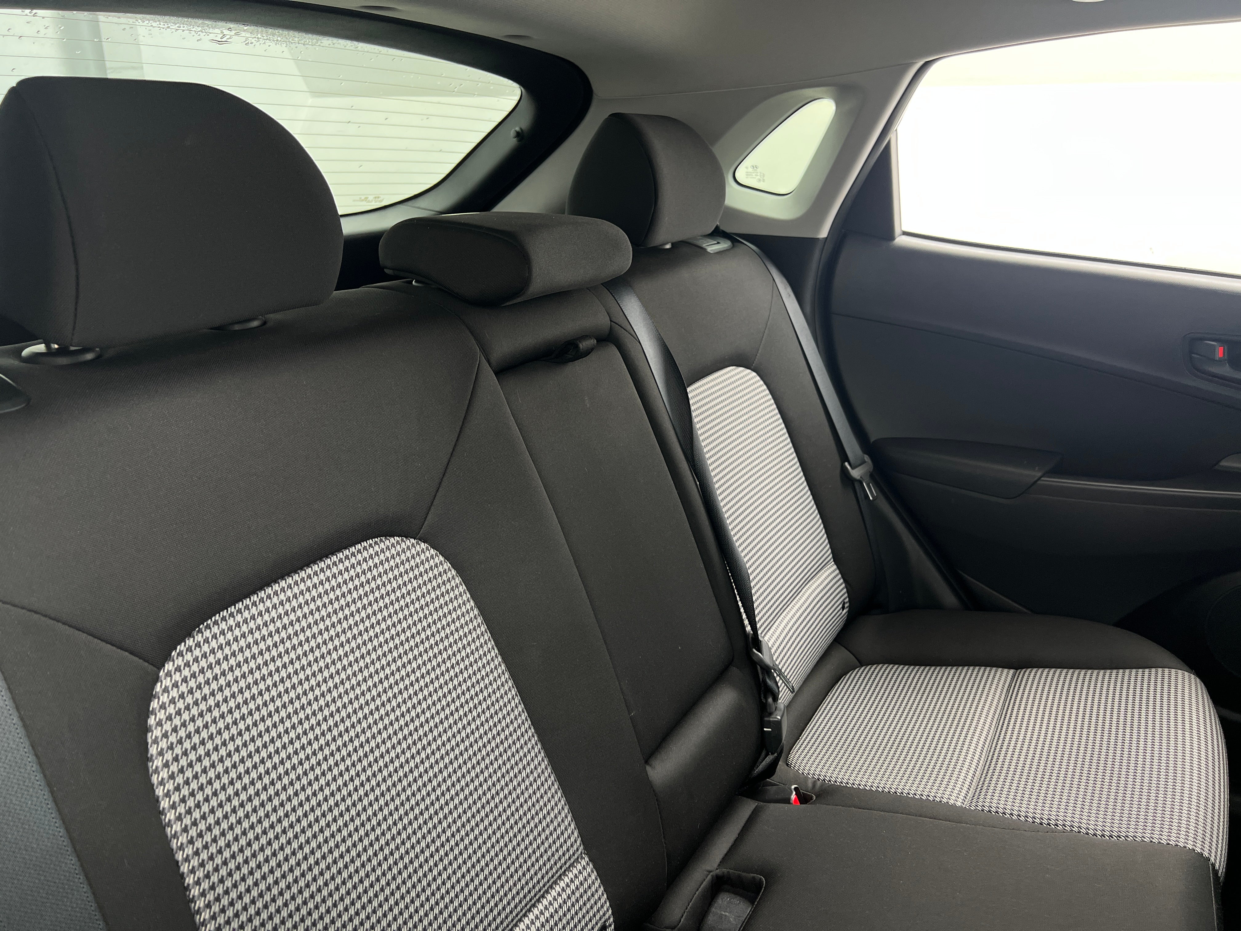 2020 Hyundai Kona SEL Plus 6