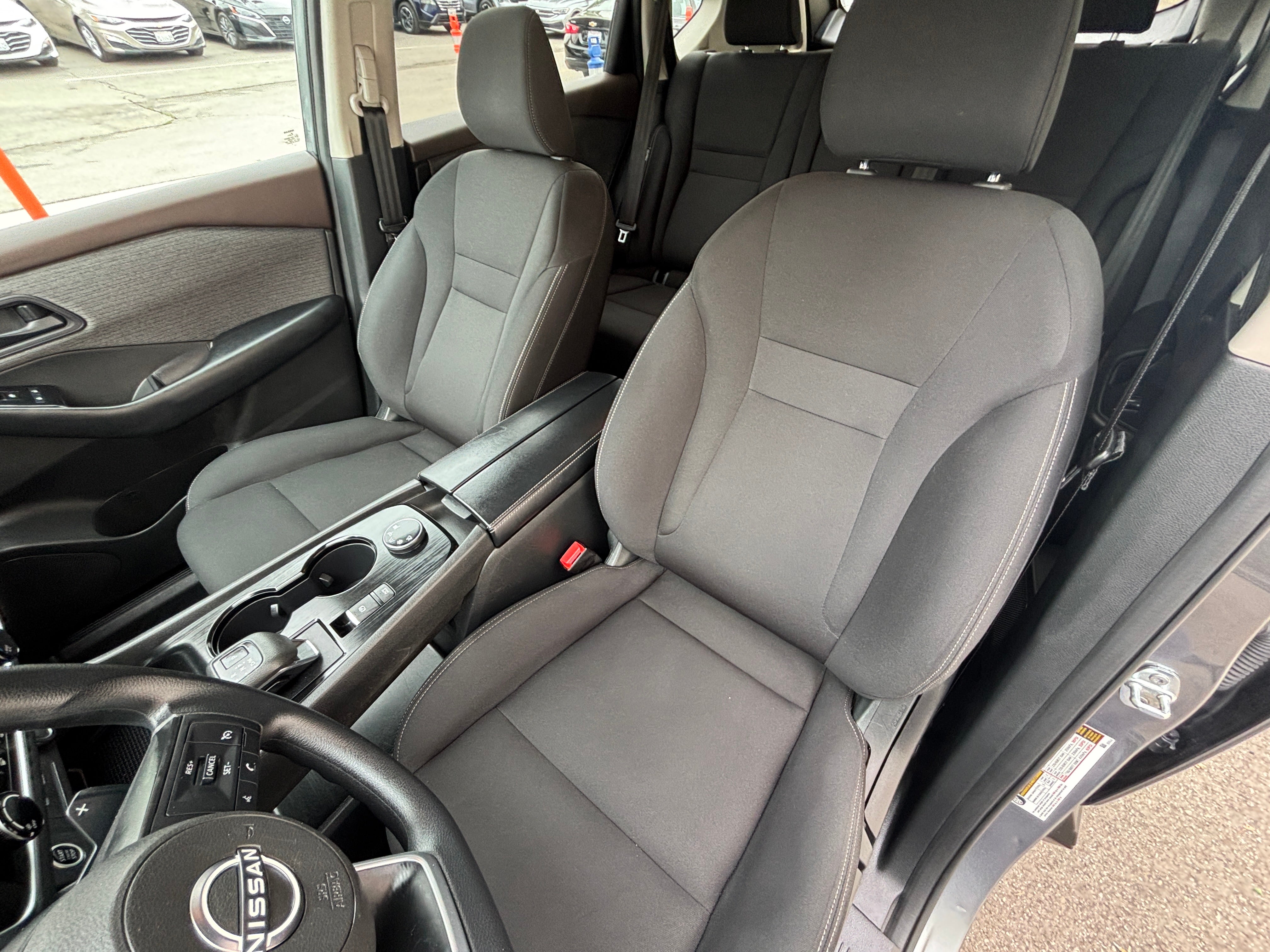 2023 Nissan Rogue S 2