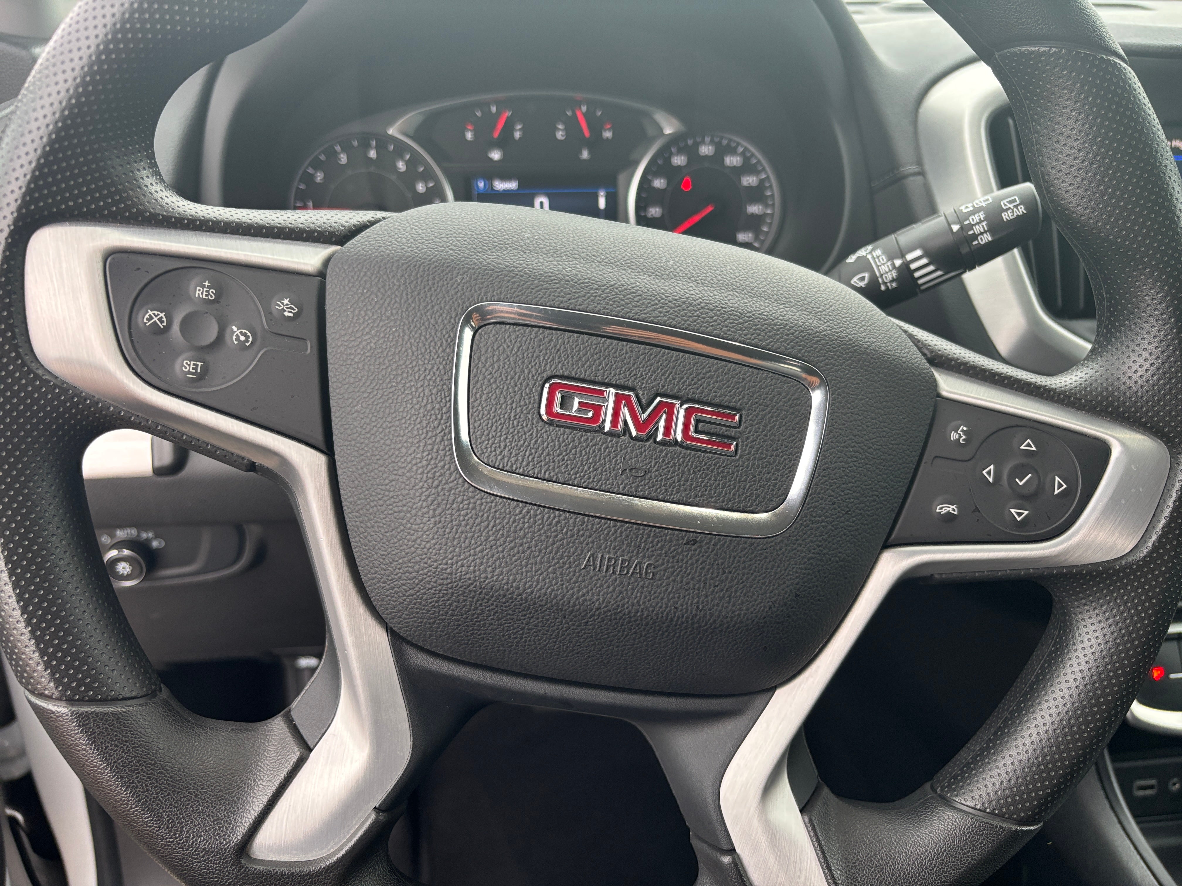 2024 GMC Terrain SLE 5