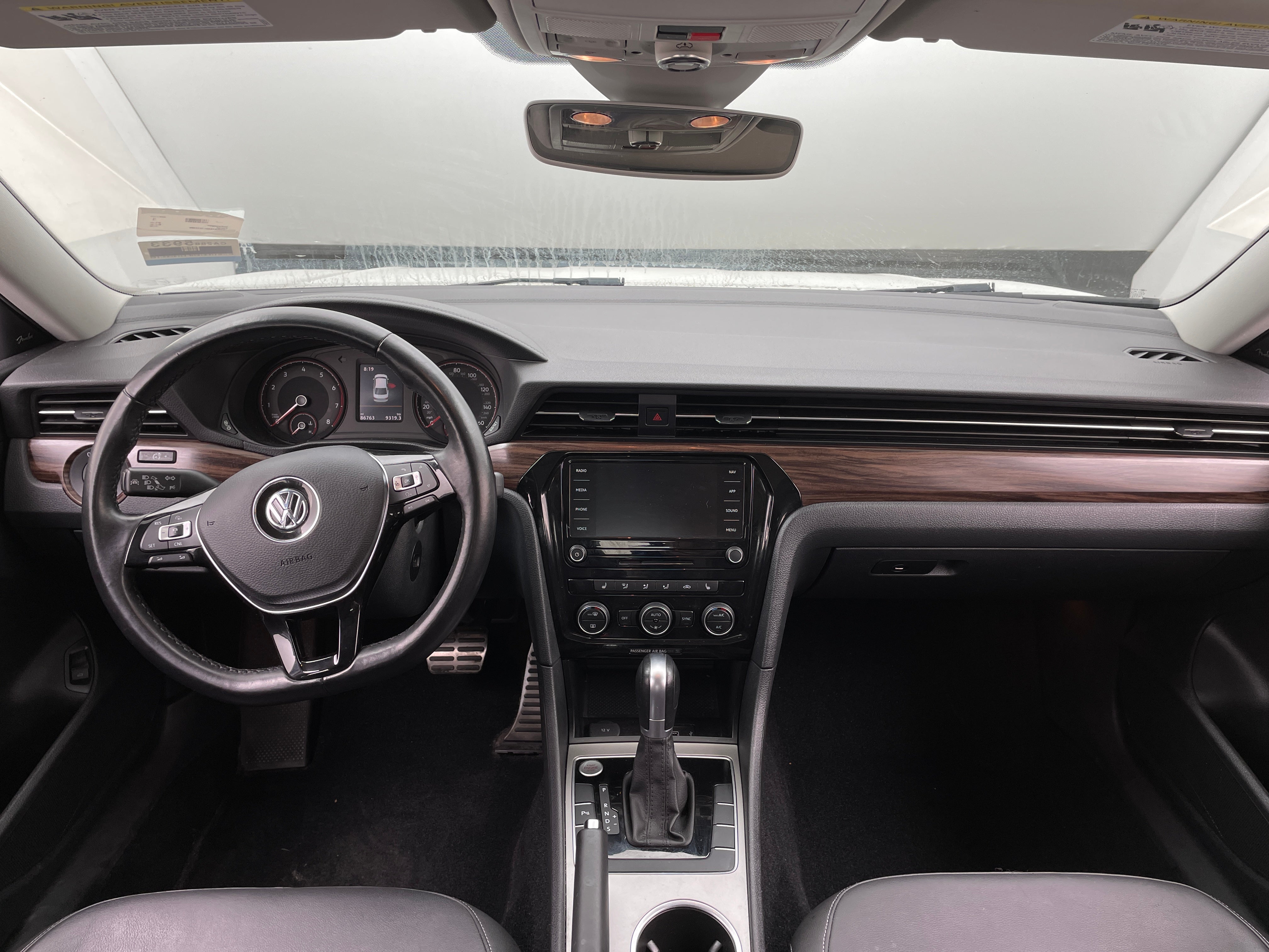 2020 Volkswagen Passat SEL 2