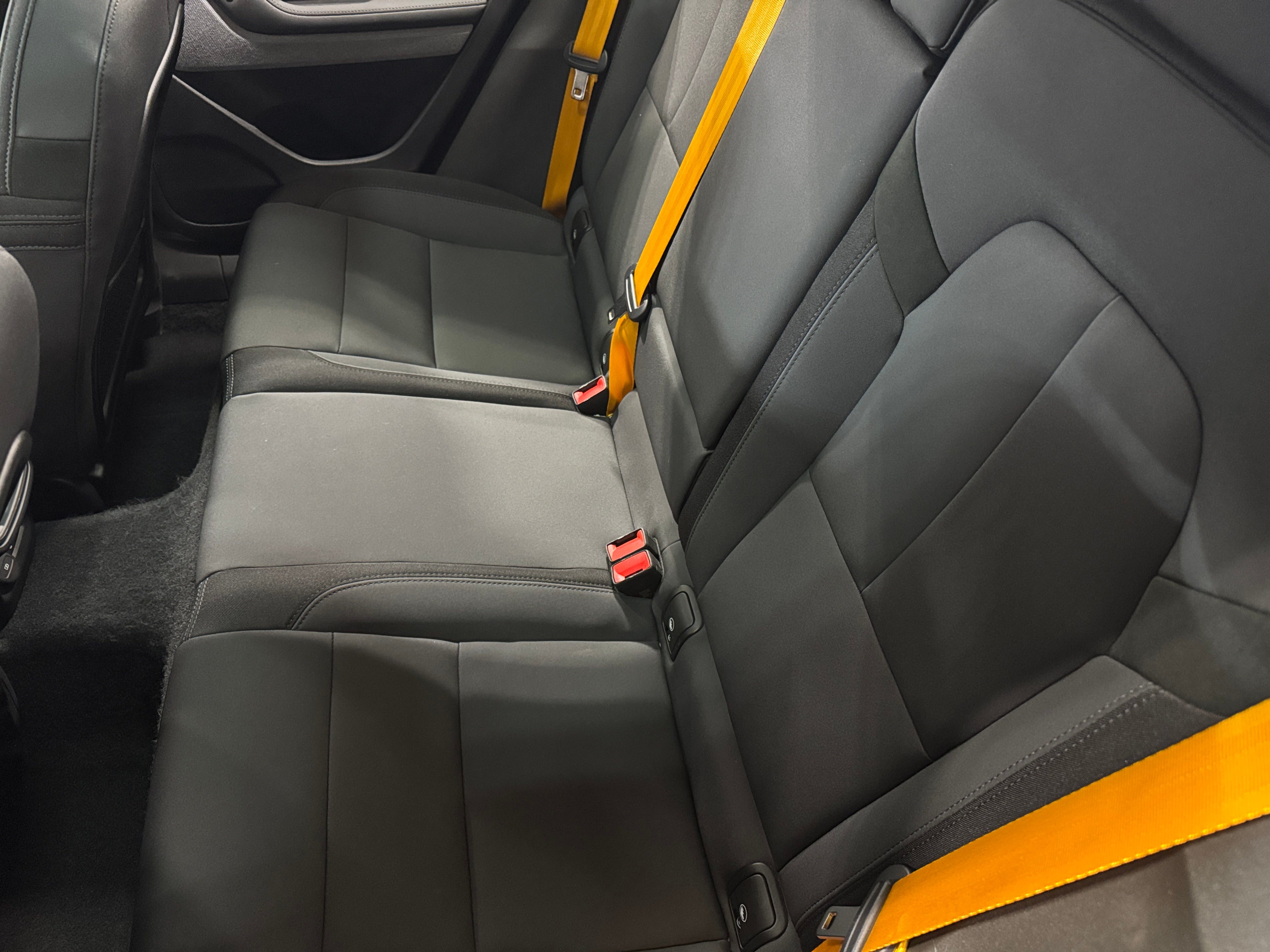 2021 Polestar 2  6