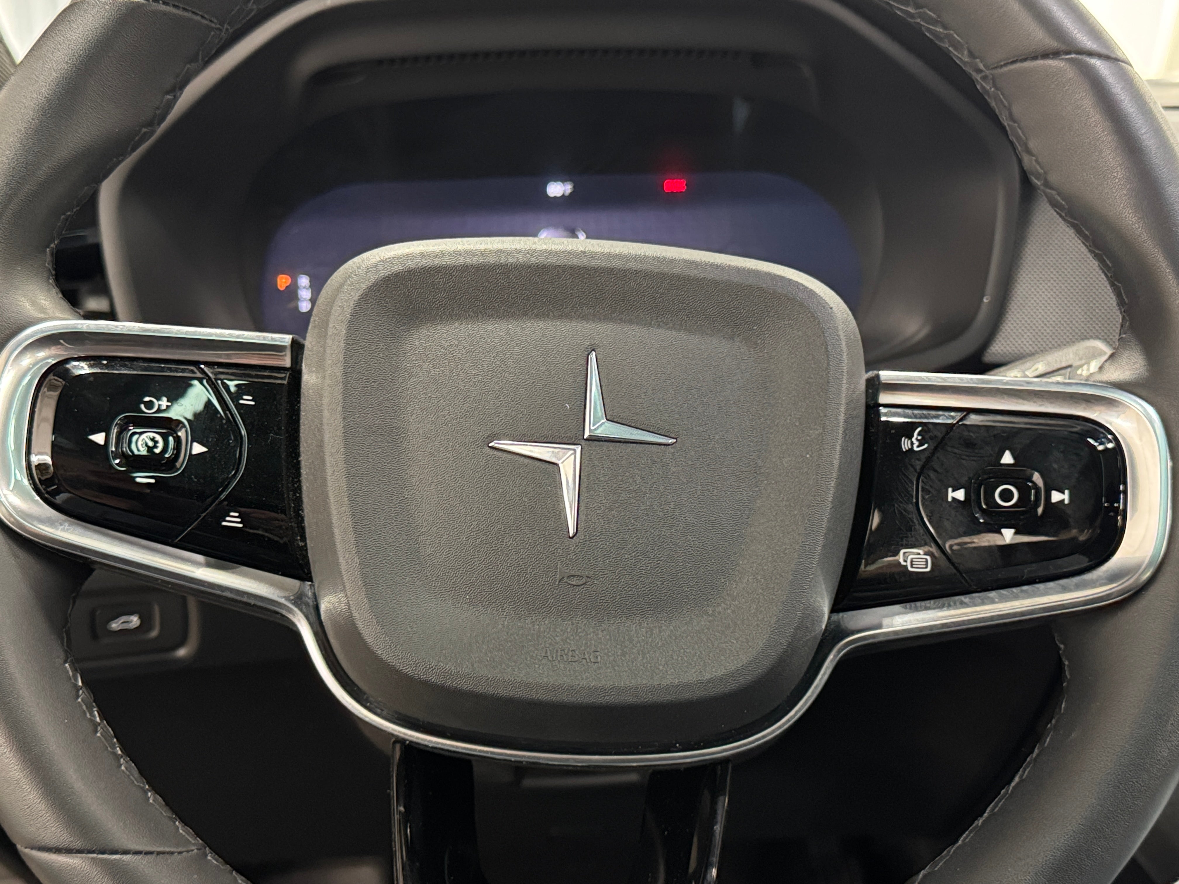2021 Polestar 2  5