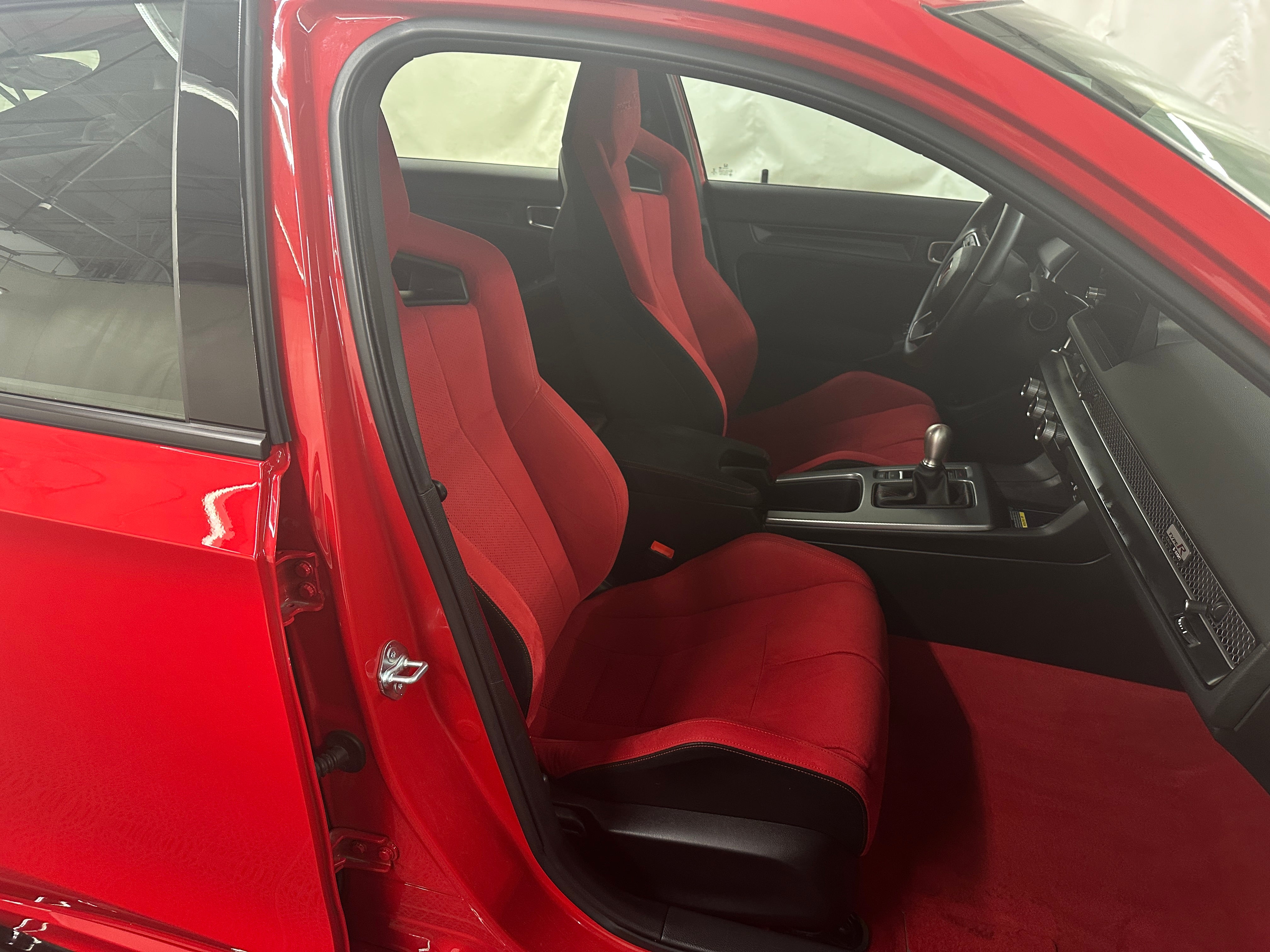 2023 Honda Civic Type R 2
