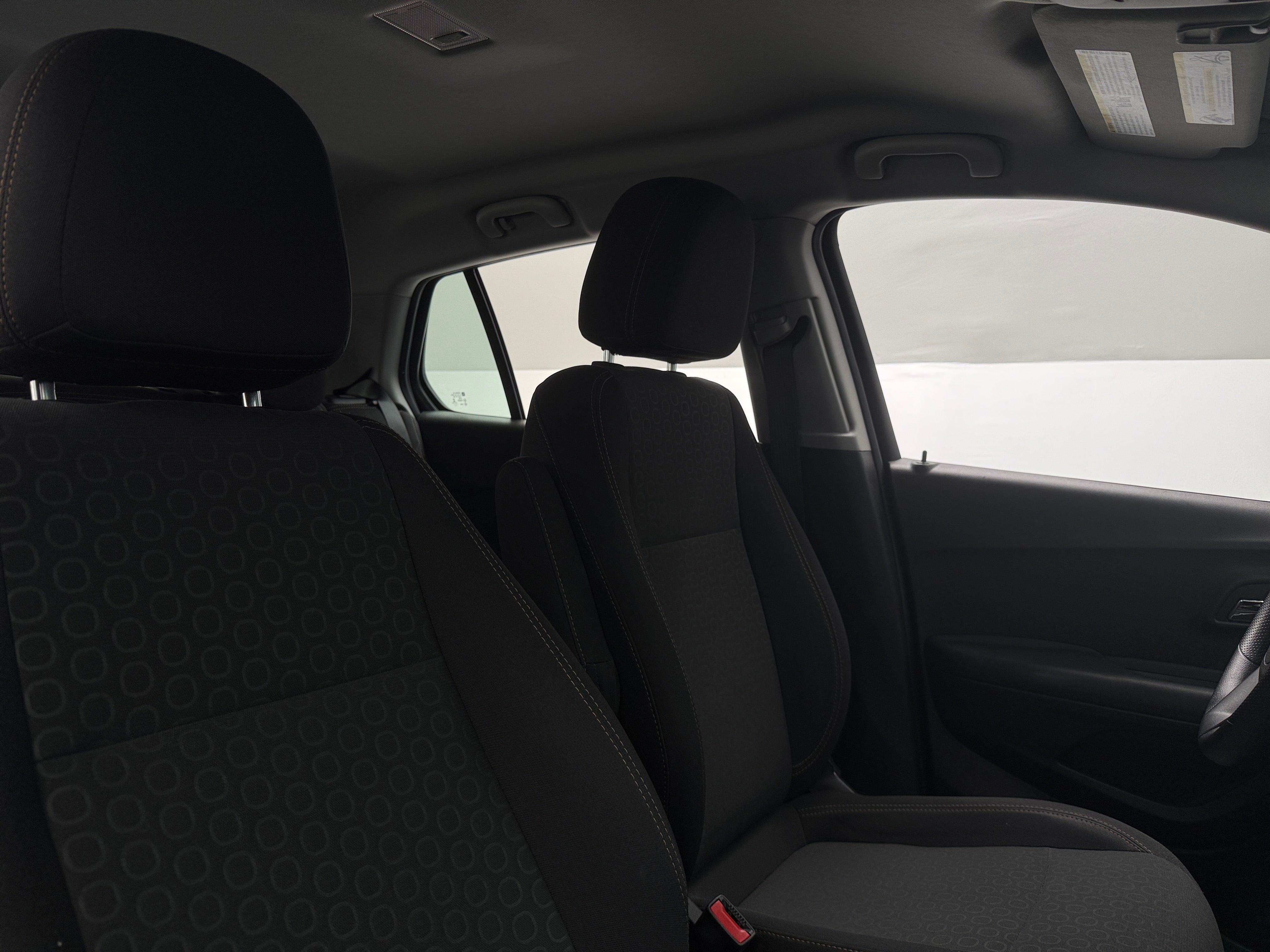 2020 Chevrolet Trax LS 2