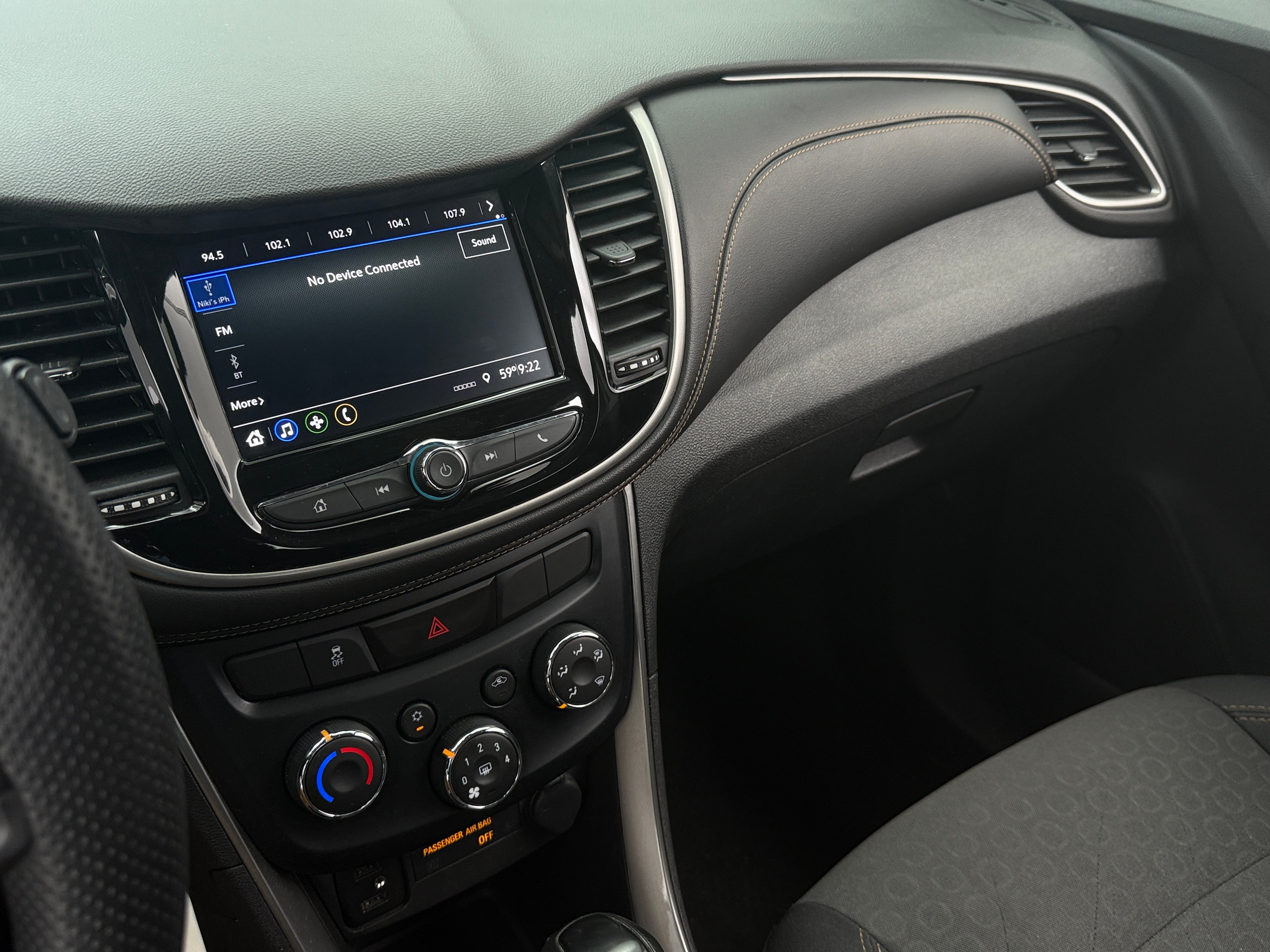2020 Chevrolet Trax LS 4