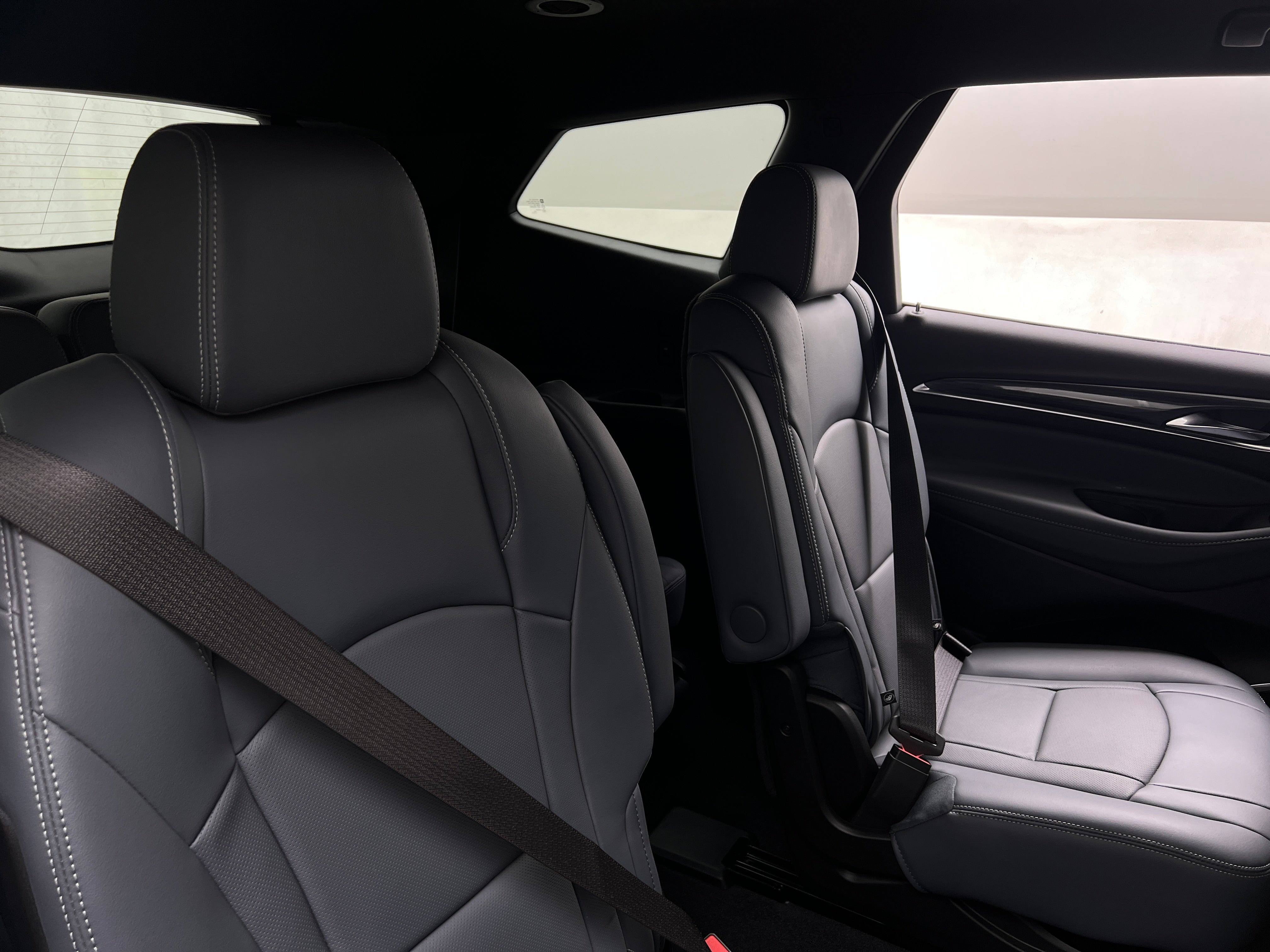 2024 Buick Enclave Essence 5