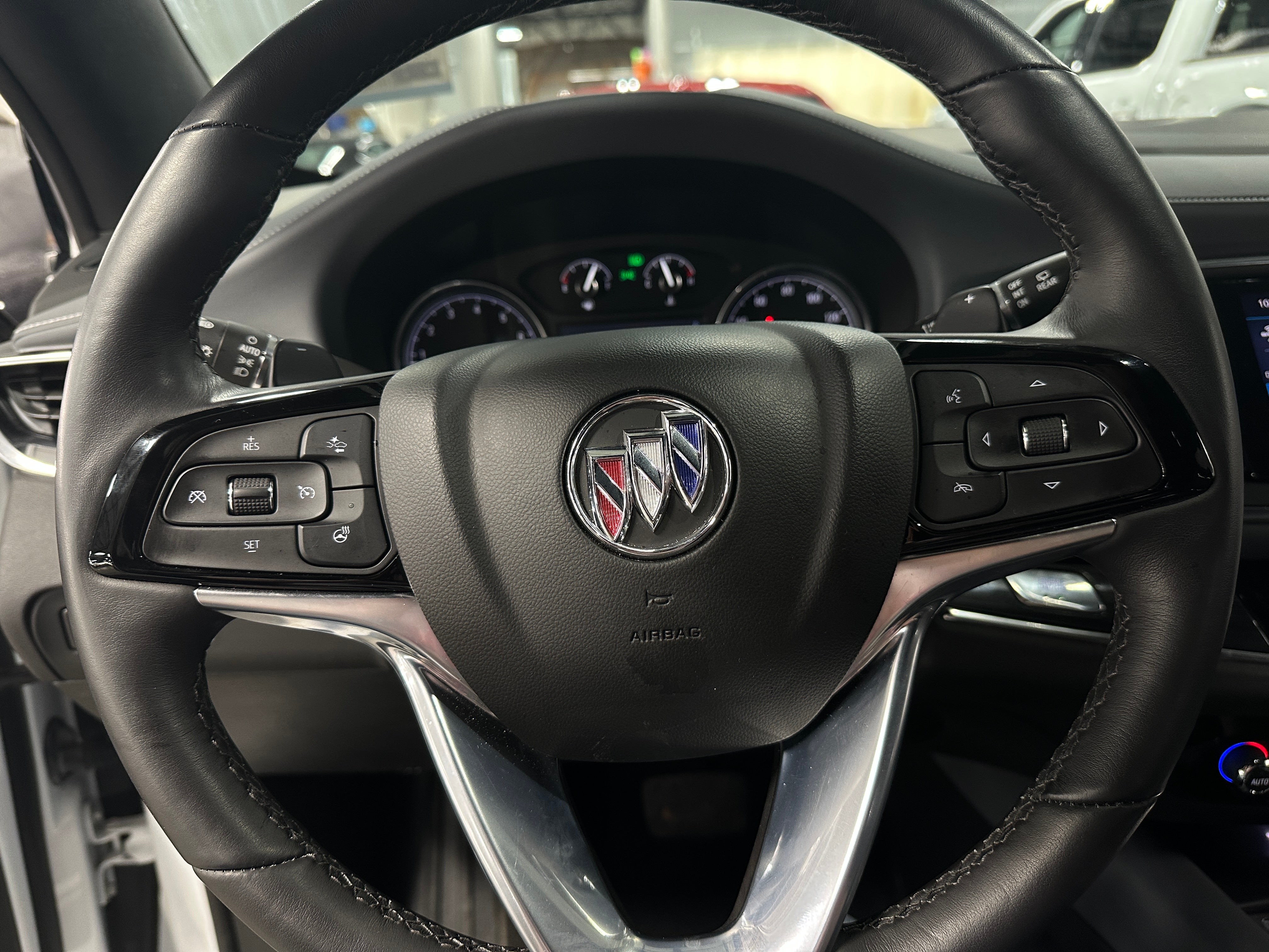 2024 Buick Enclave Essence 4