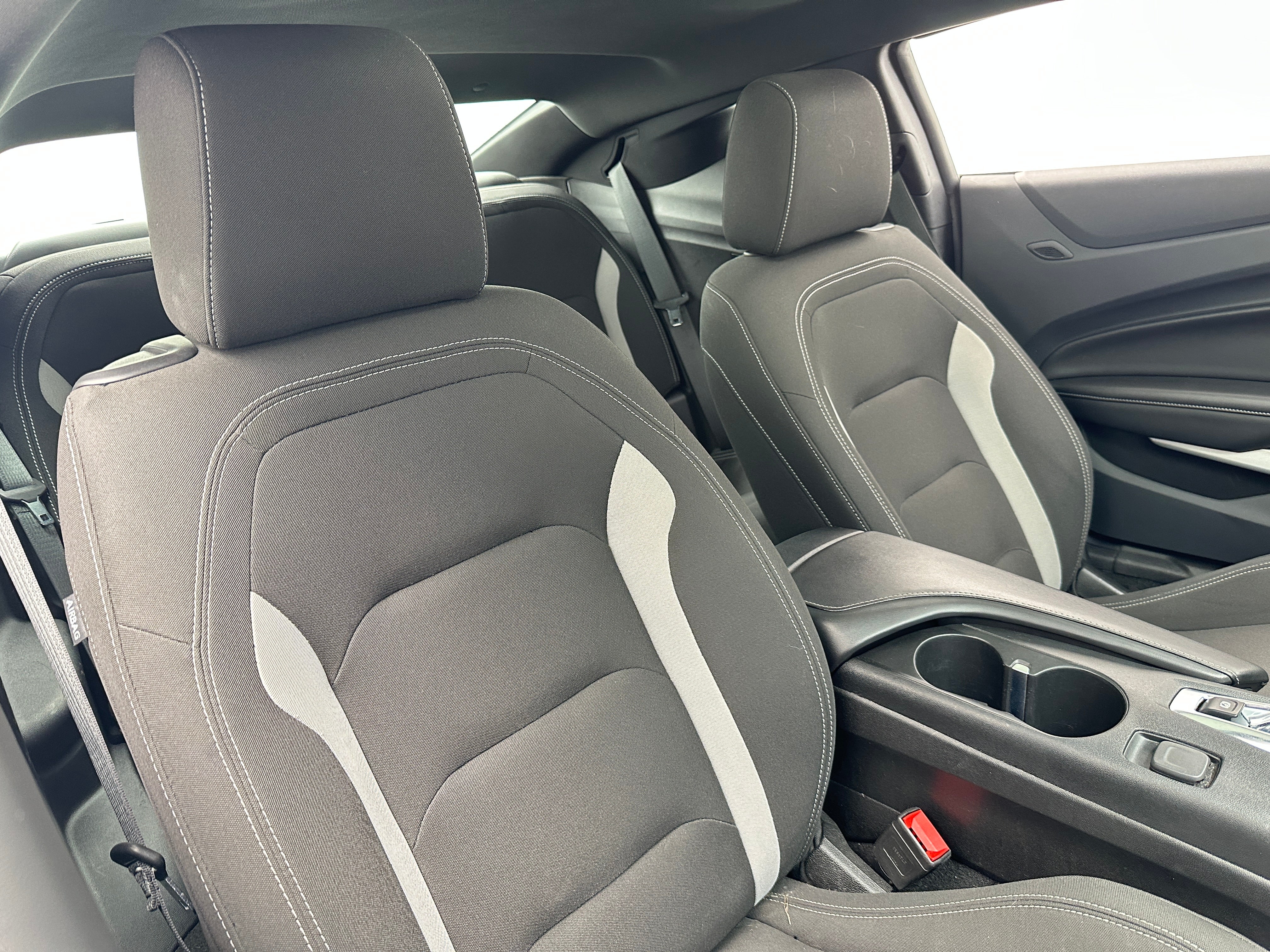 2023 Chevrolet Camaro LT 2