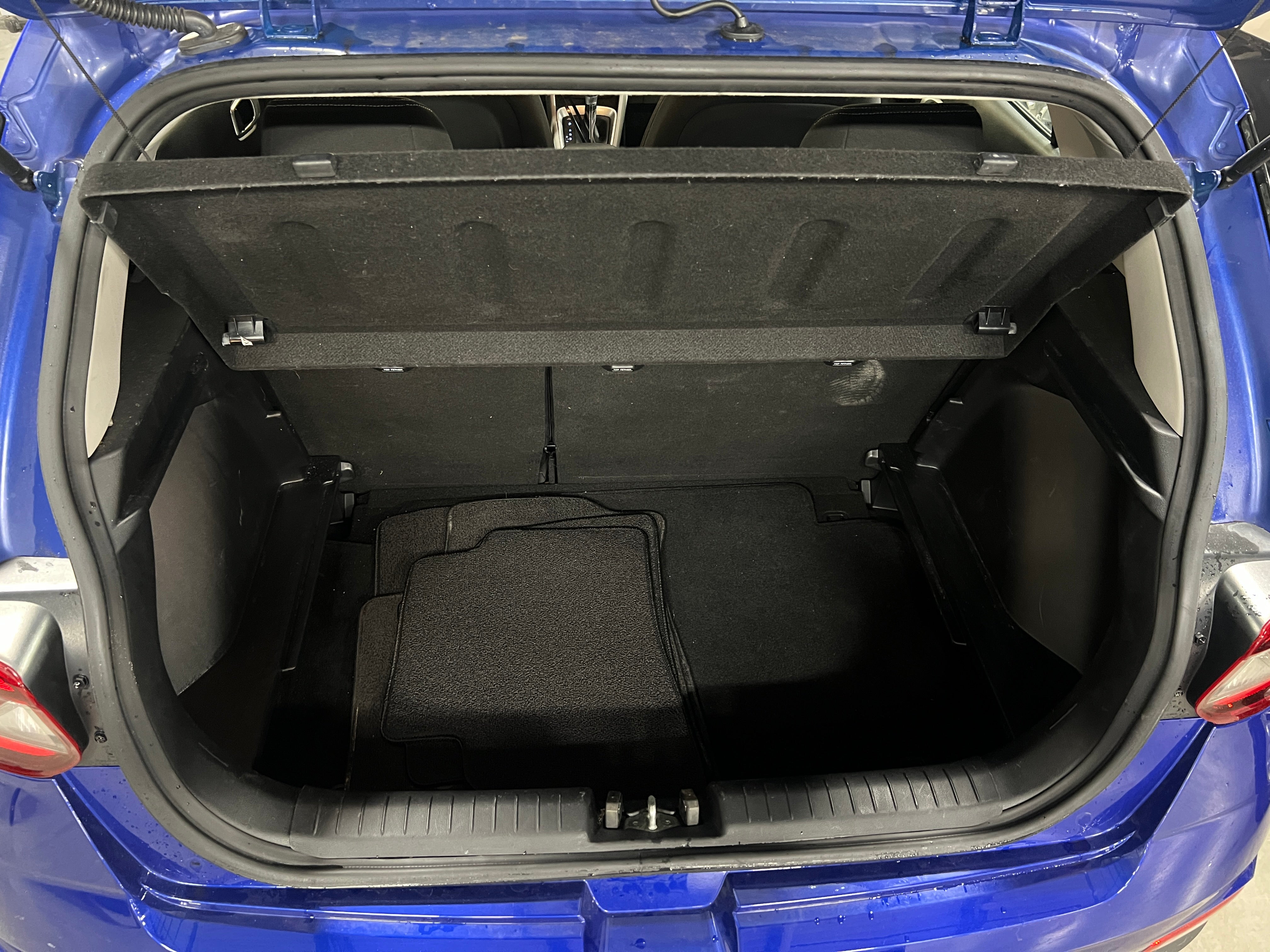 2021 Hyundai Venue SEL 7