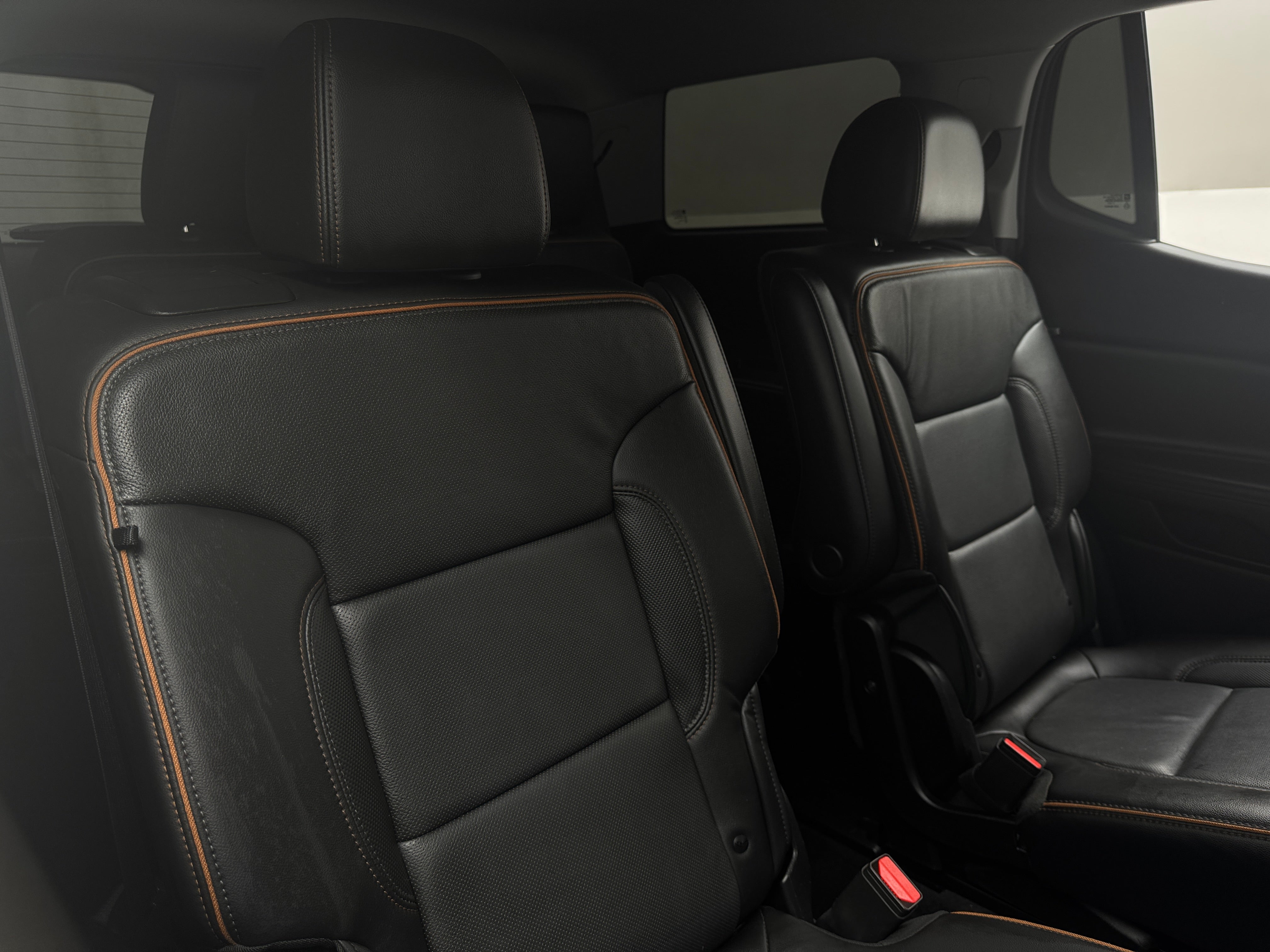 2023 GMC Acadia AT4 5