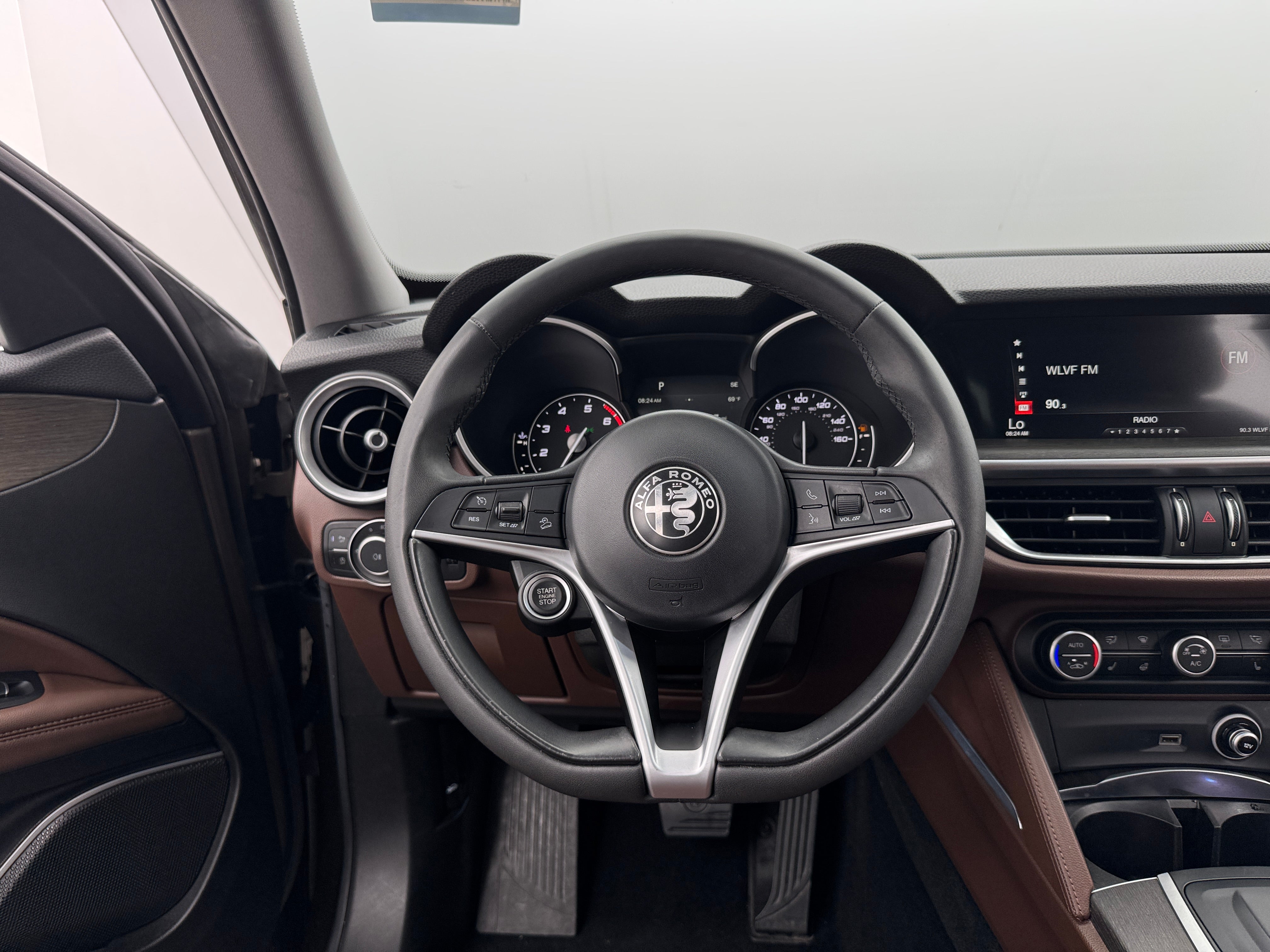 2019 Alfa Romeo Stelvio Ti 4