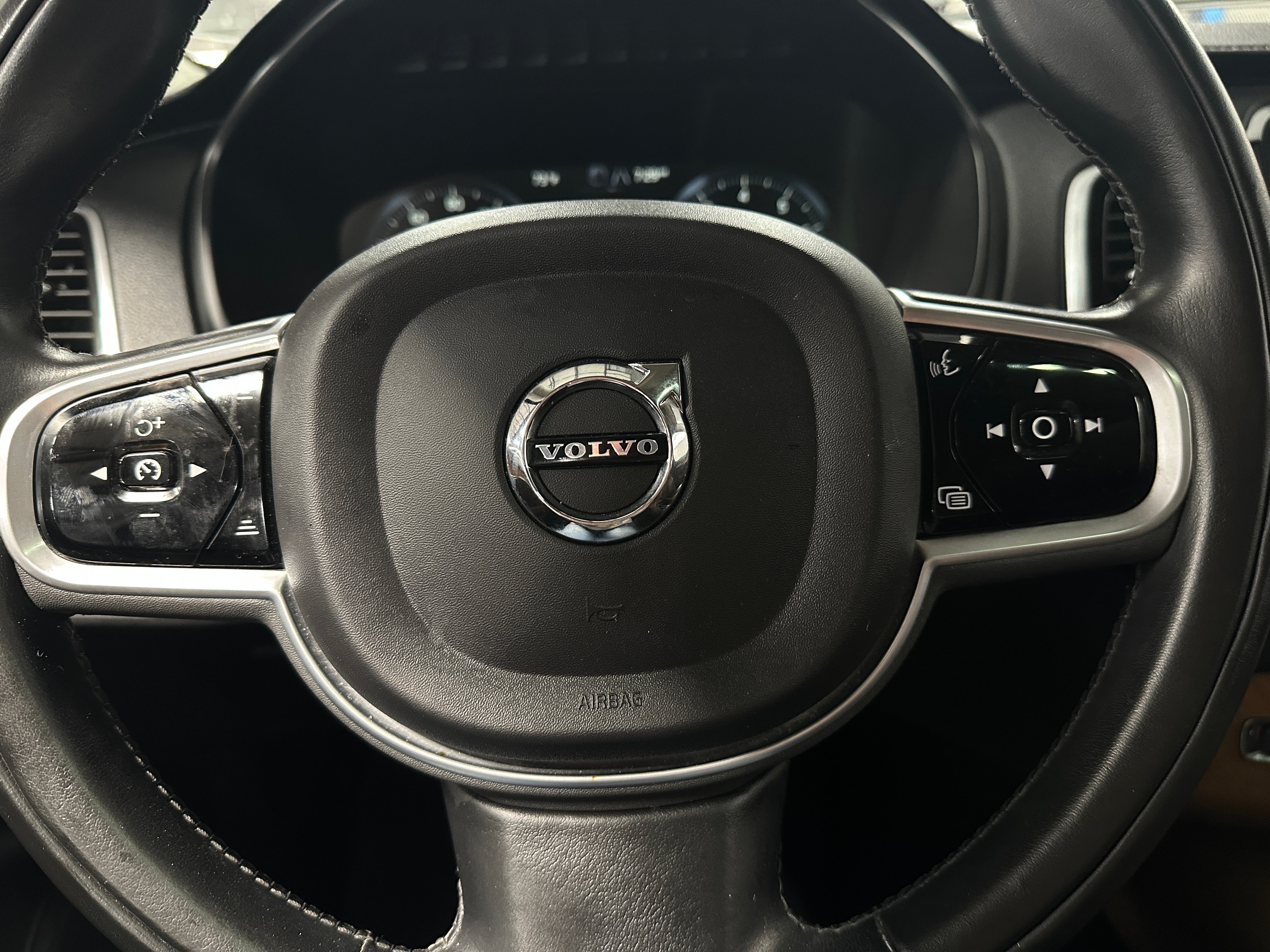 2019 Volvo XC90 T6 Inscription 4