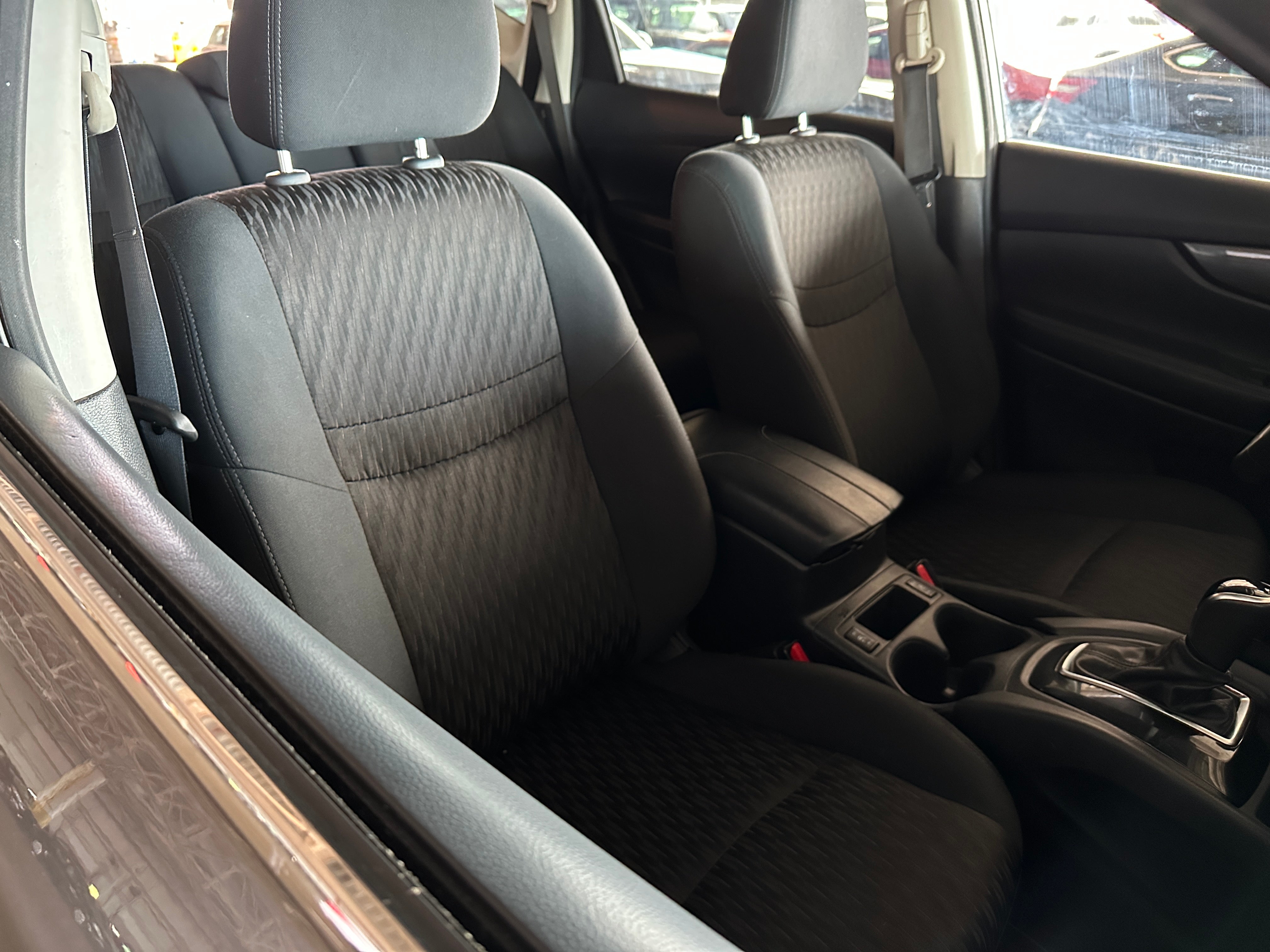 2019 Nissan Rogue S 2