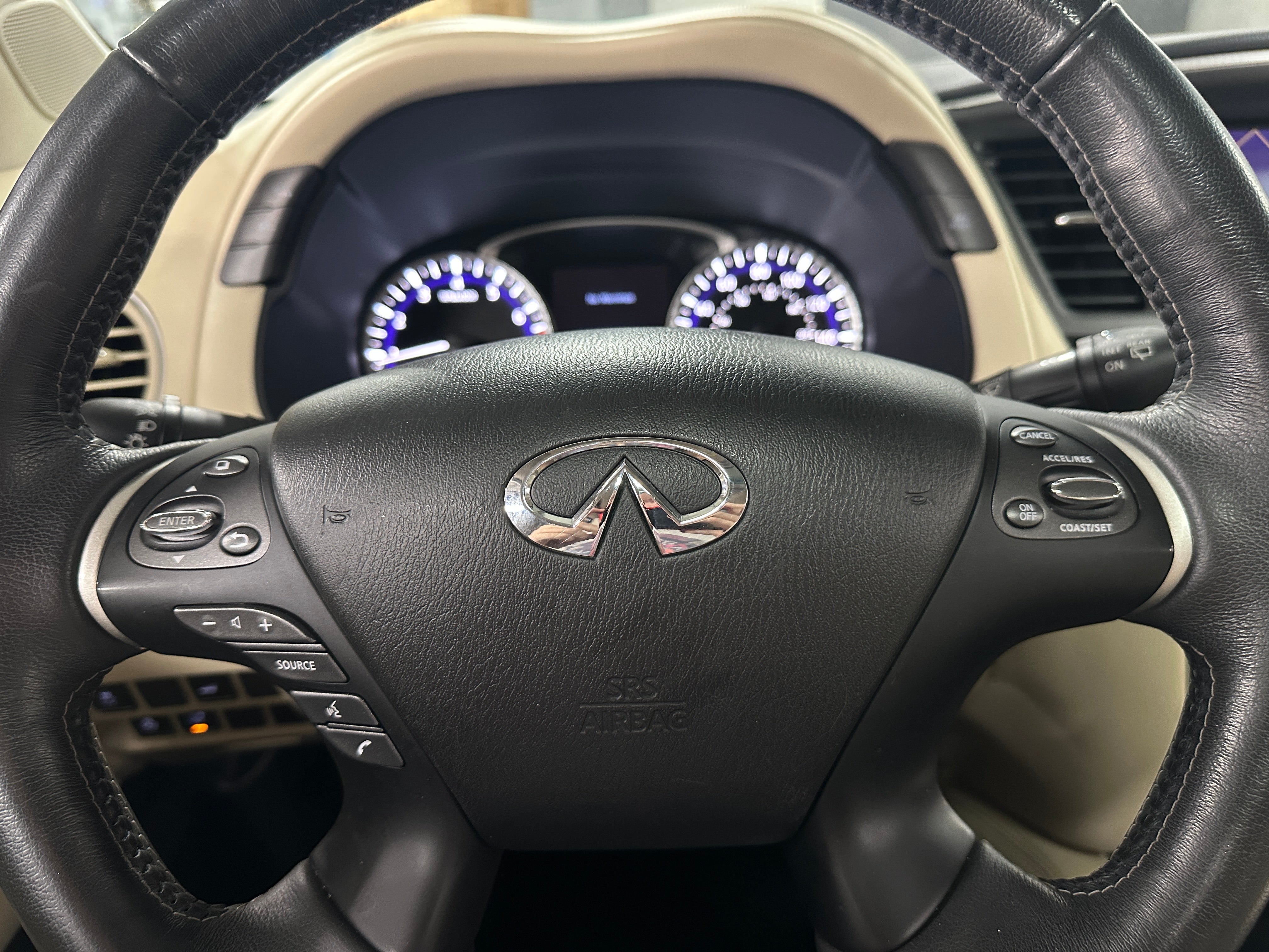 2020 INFINITI QX60 Luxe 4
