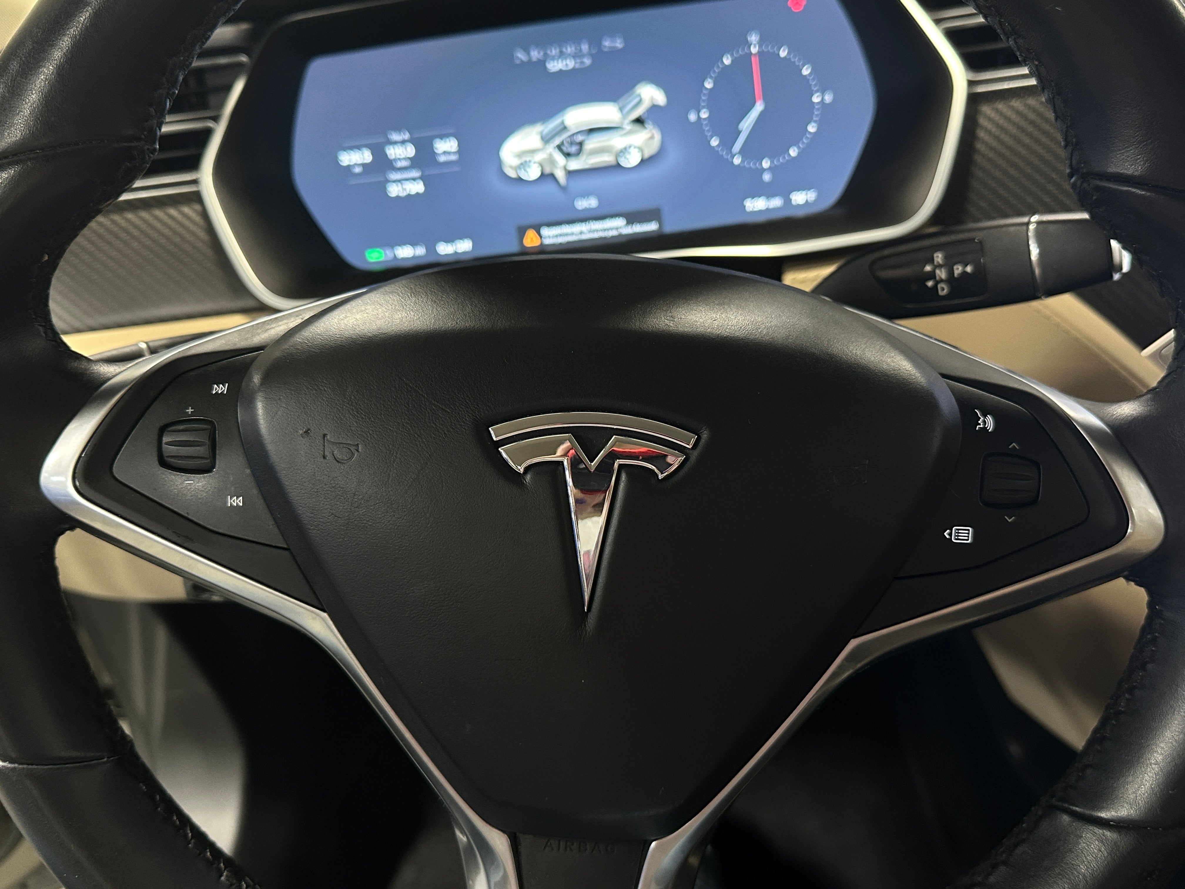 2016 Tesla Model S 90D 4