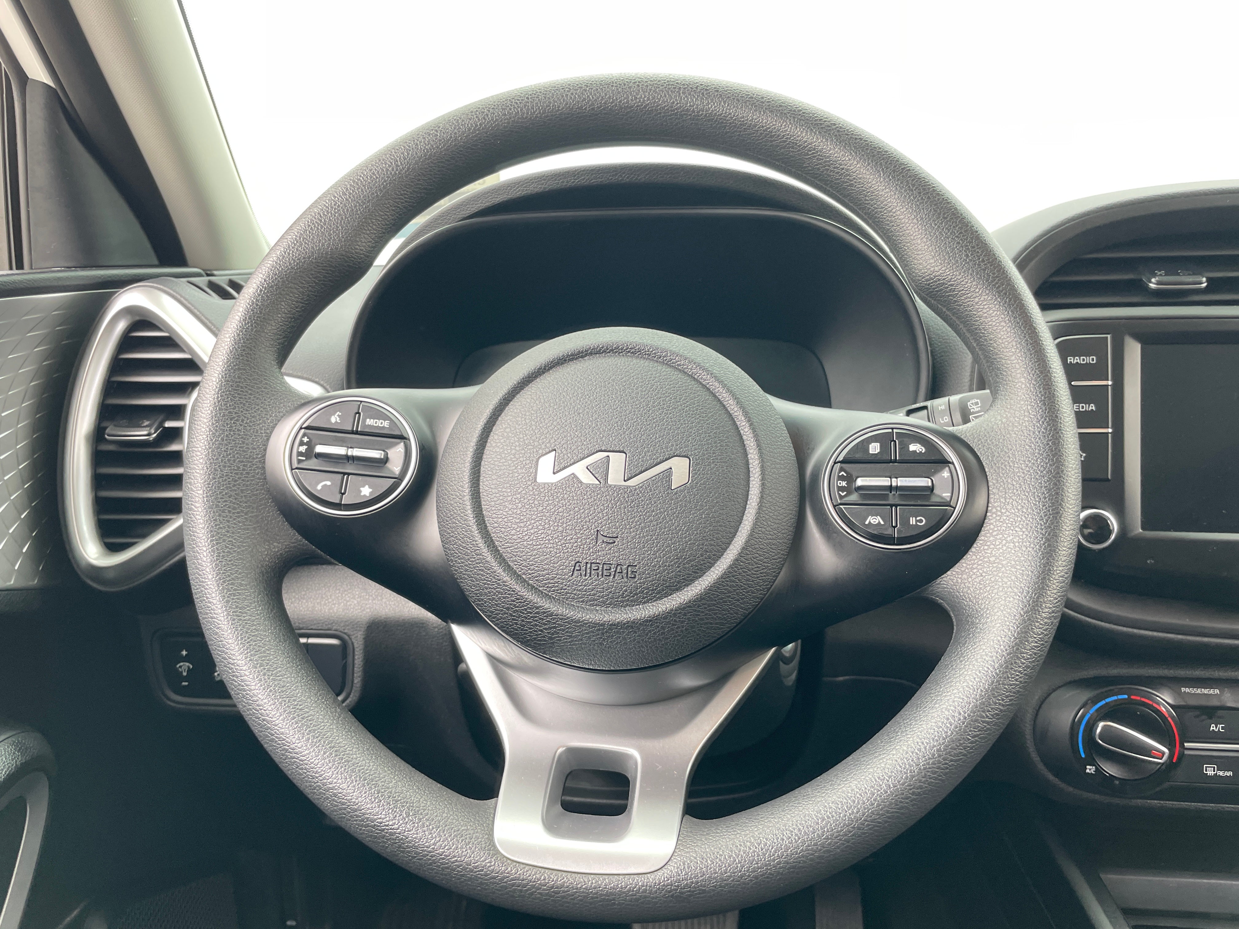 2024 Kia Soul LX 5