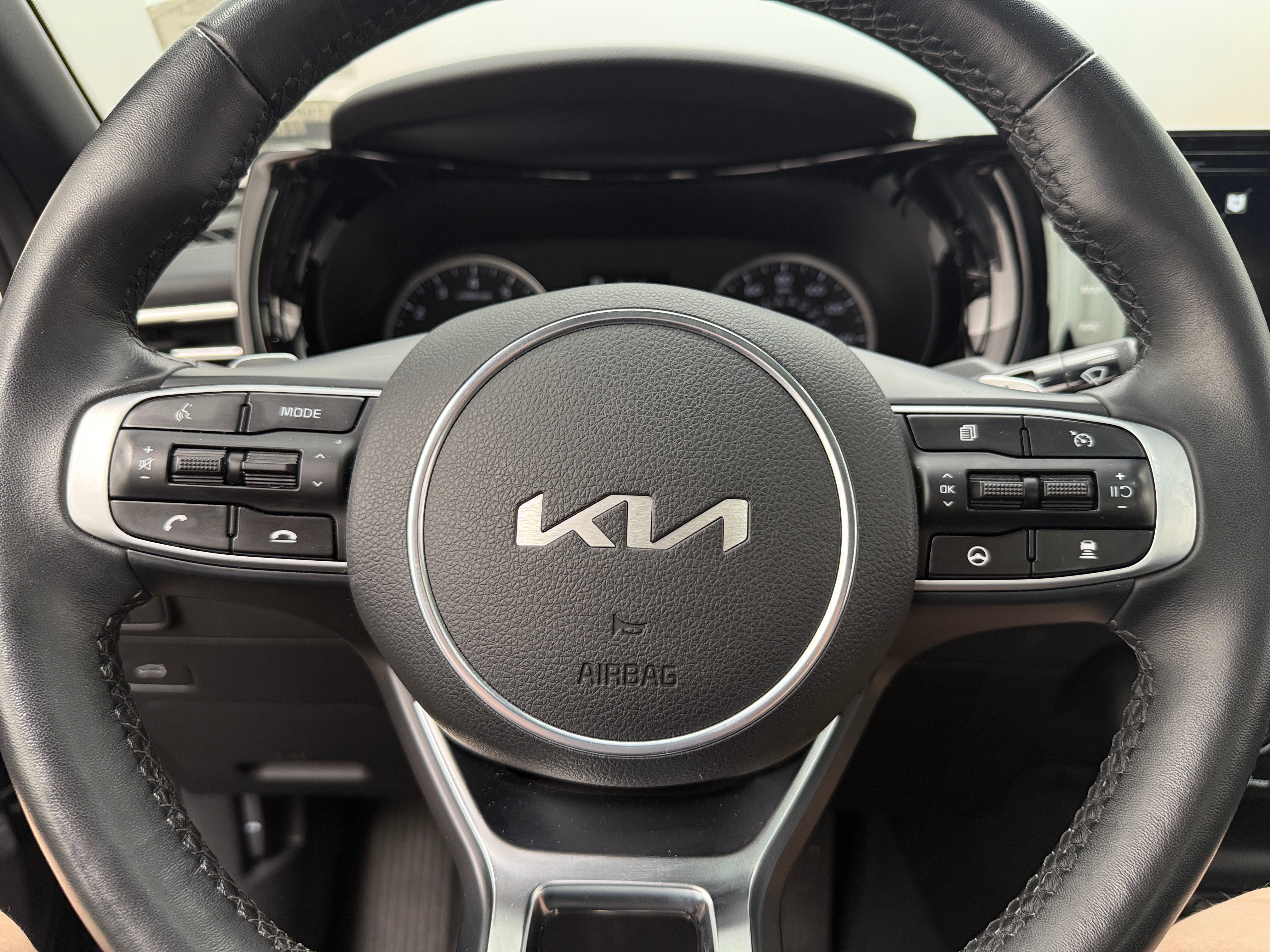 2023 Kia K5 GT 4