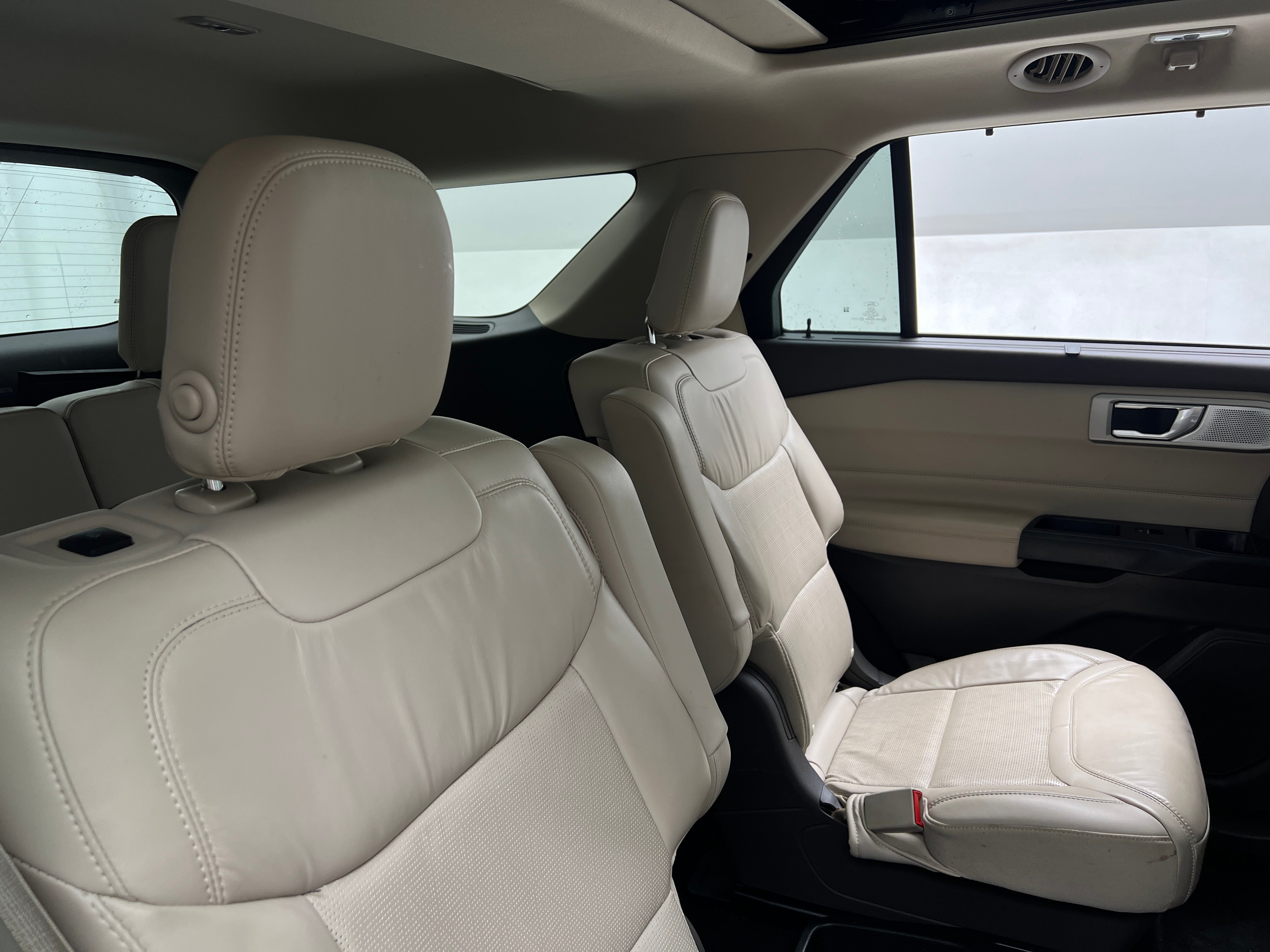 2020 Ford Explorer Platinum 5