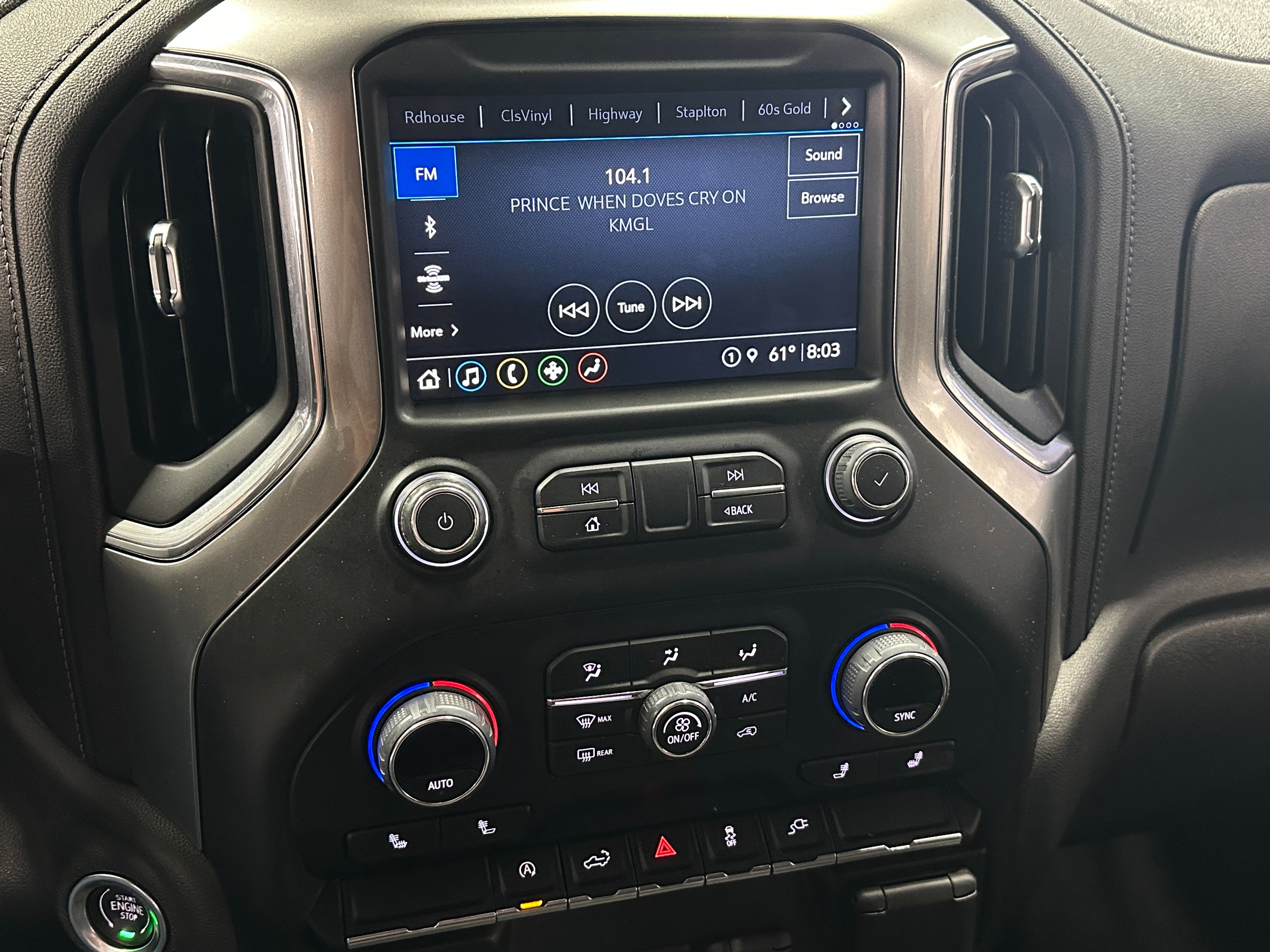 2022 Chevrolet Silverado 1500 Limited LT 4