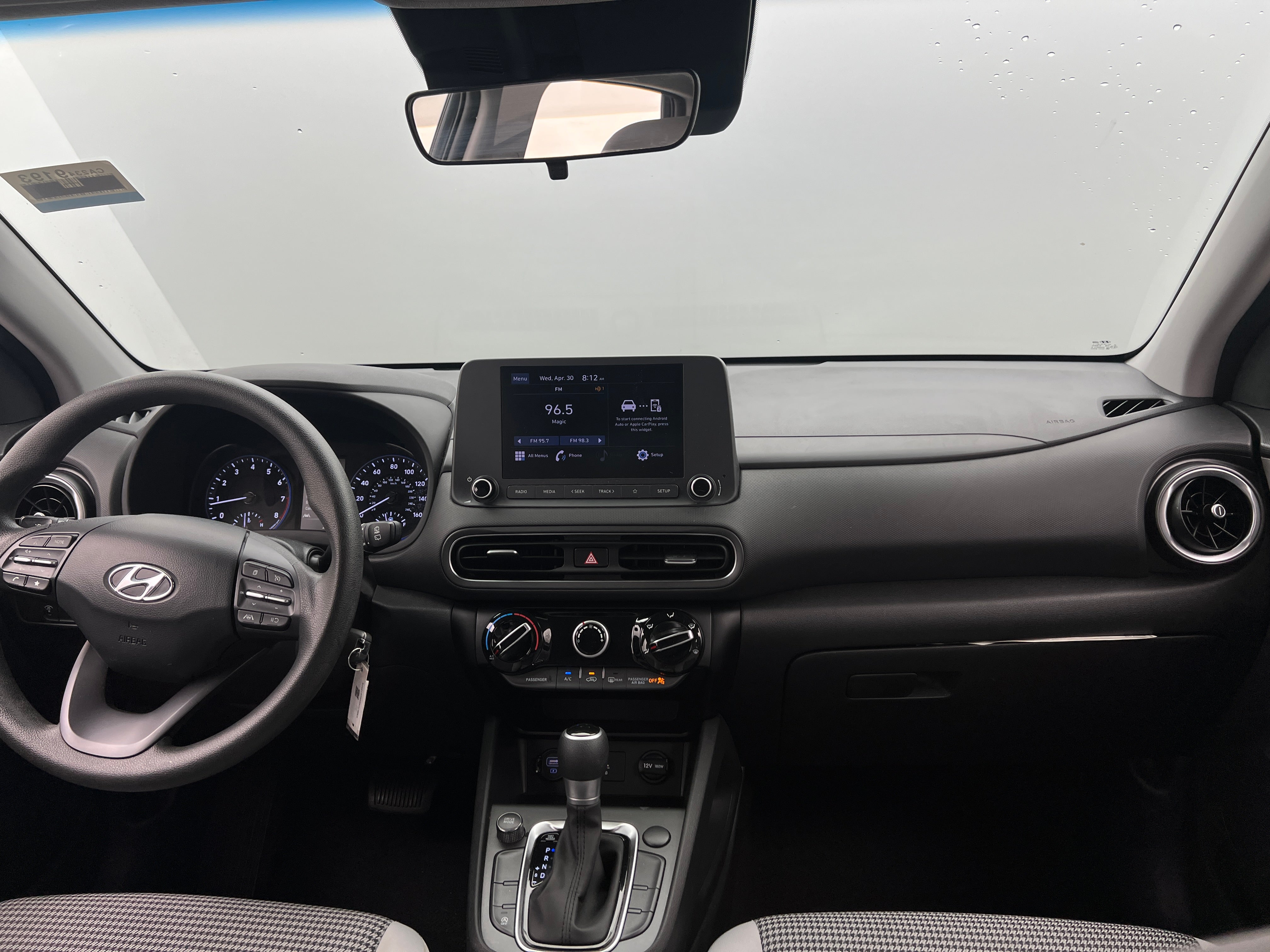 2022 Hyundai Kona SE 3