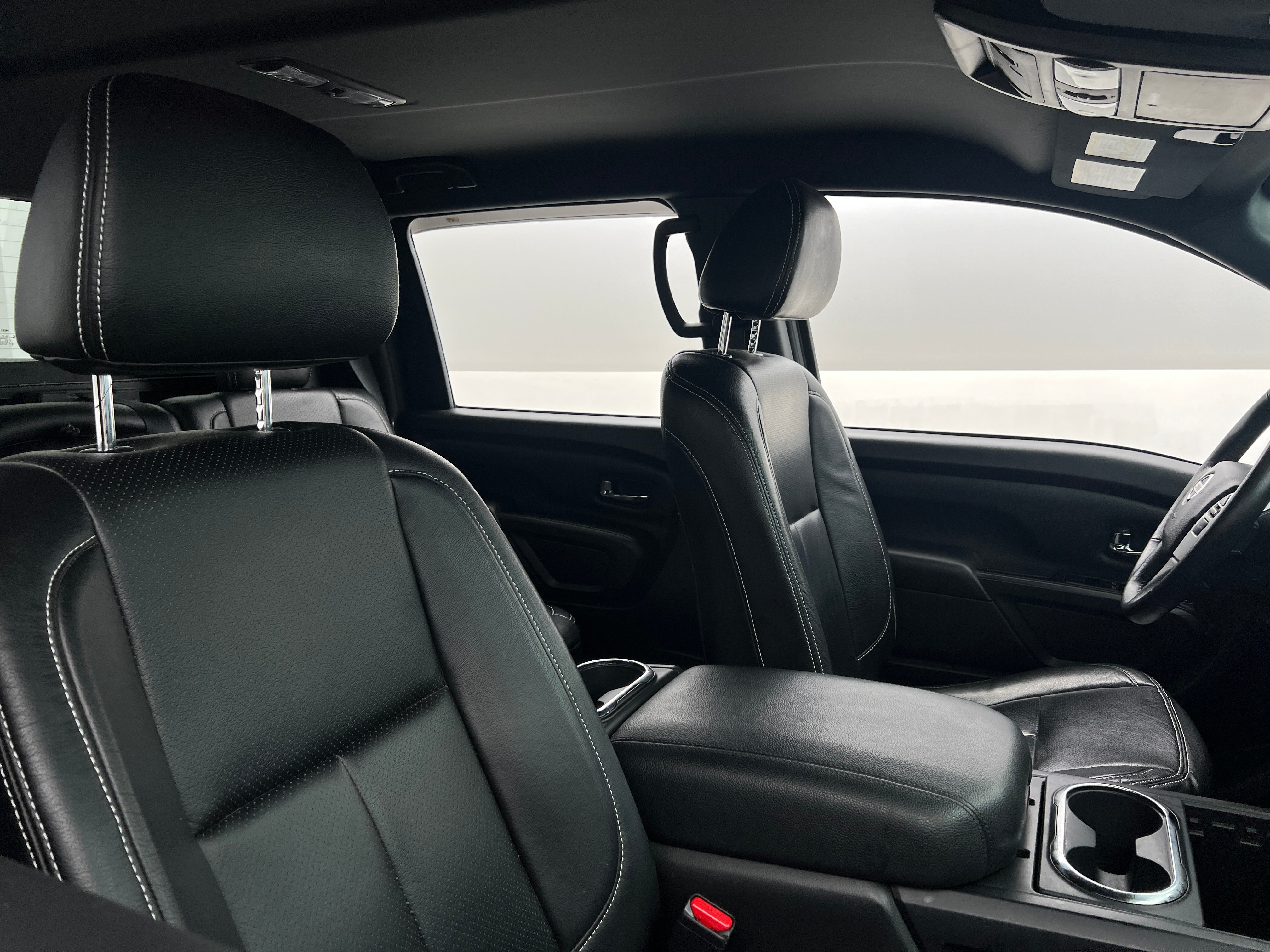 2019 Nissan Titan SV 2