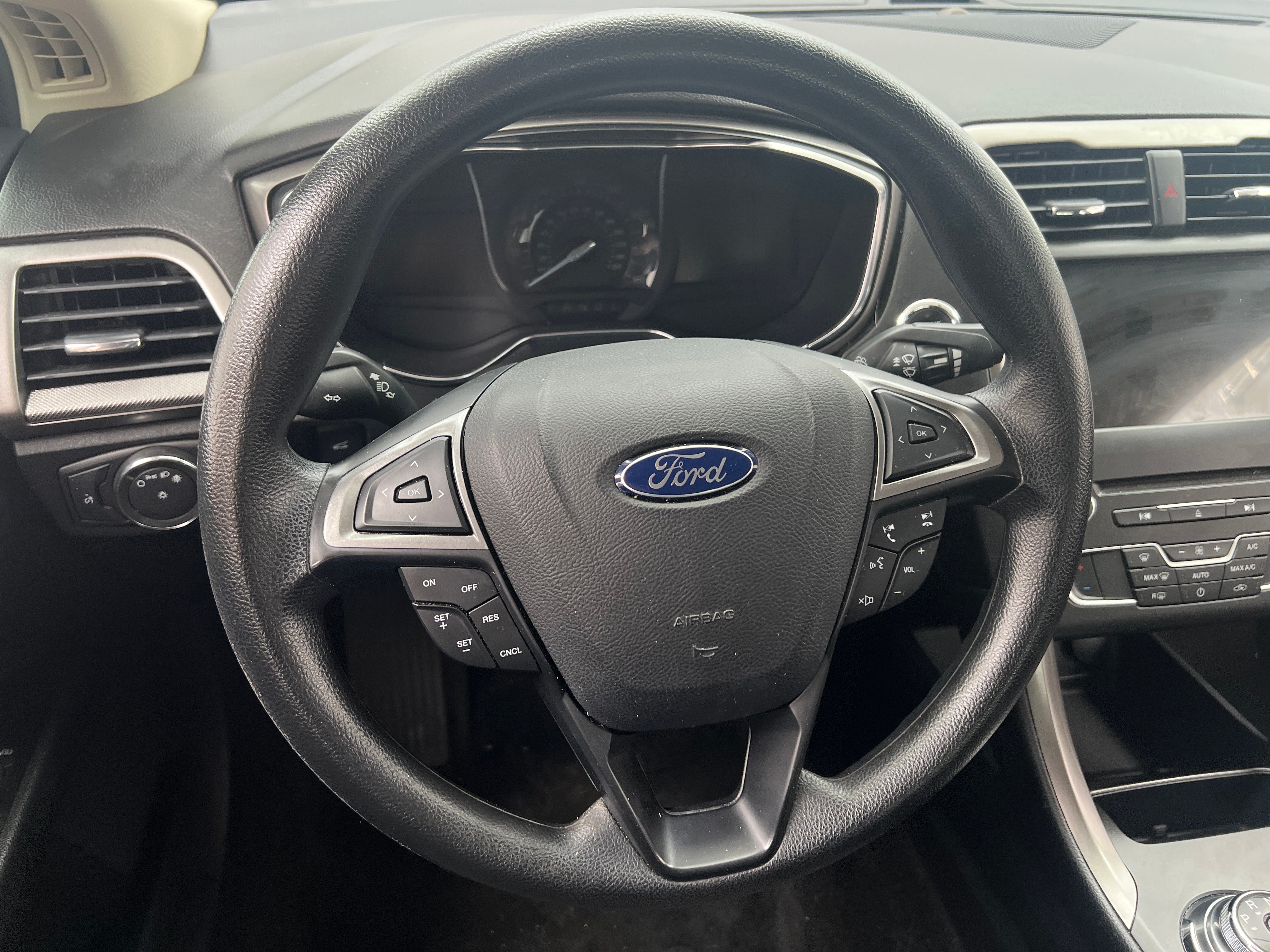2017 Ford Fusion SE 5