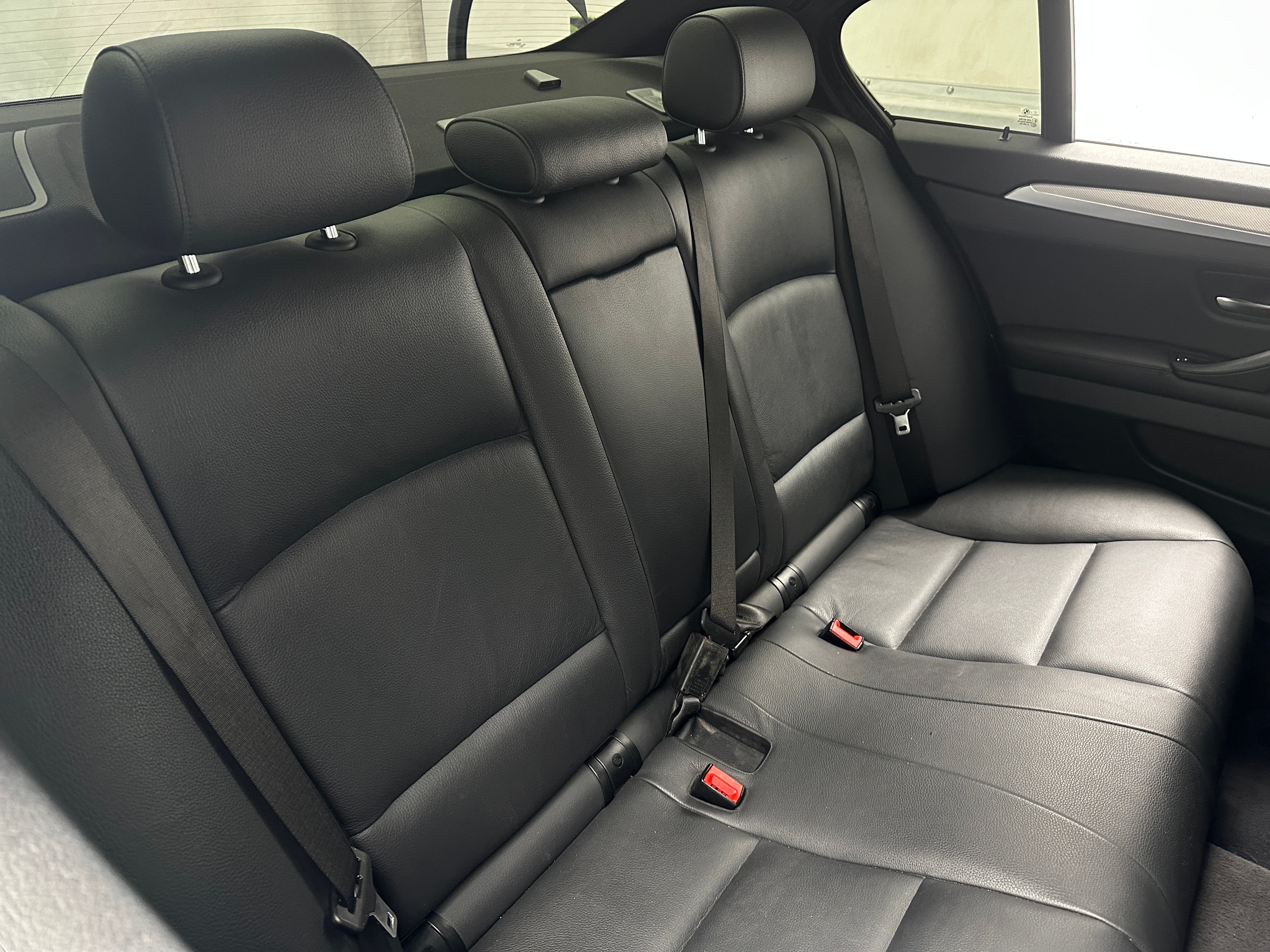 2013 BMW 5 Series 550i xDrive 5
