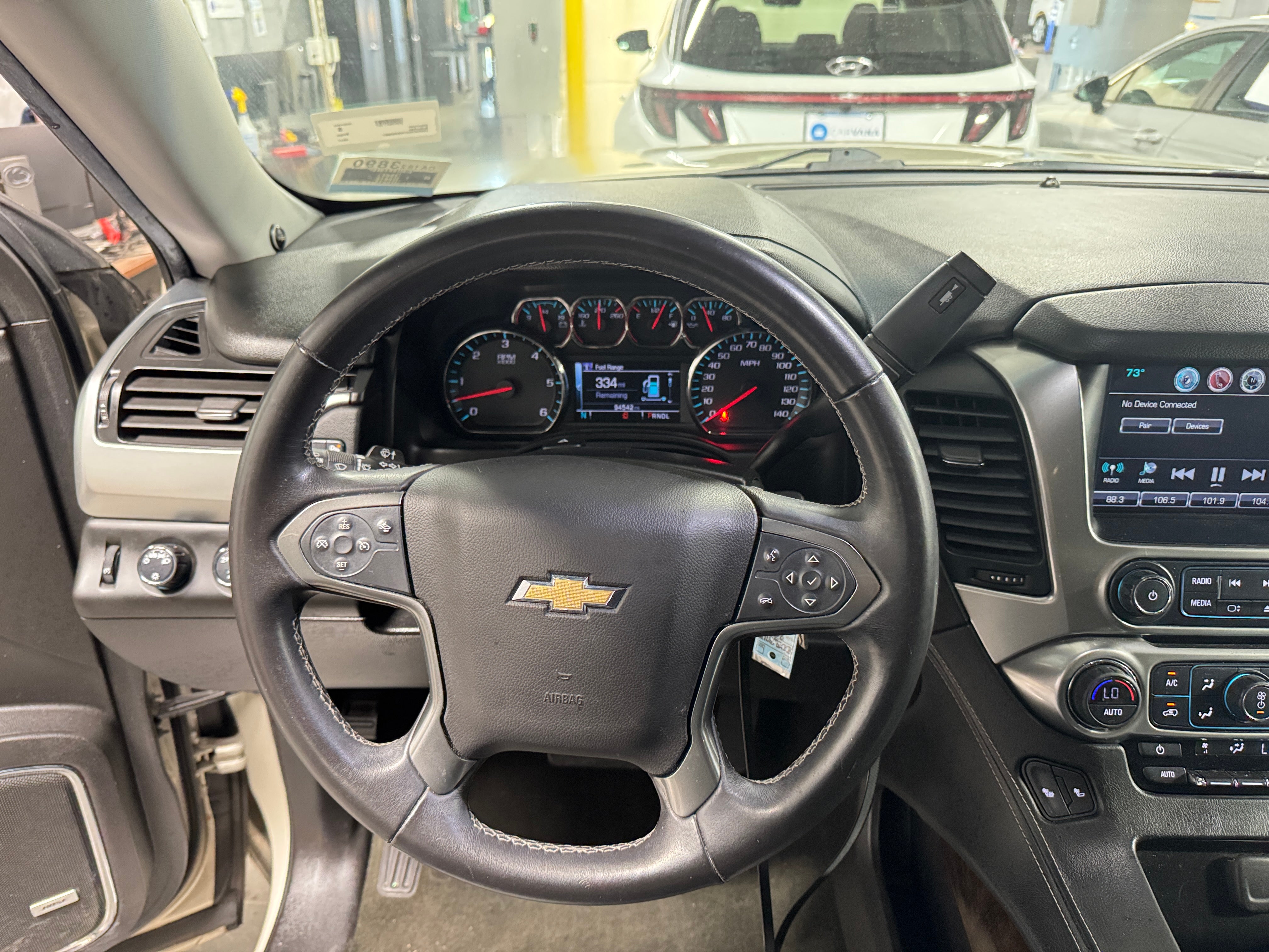 2017 Chevrolet Suburban LT 4
