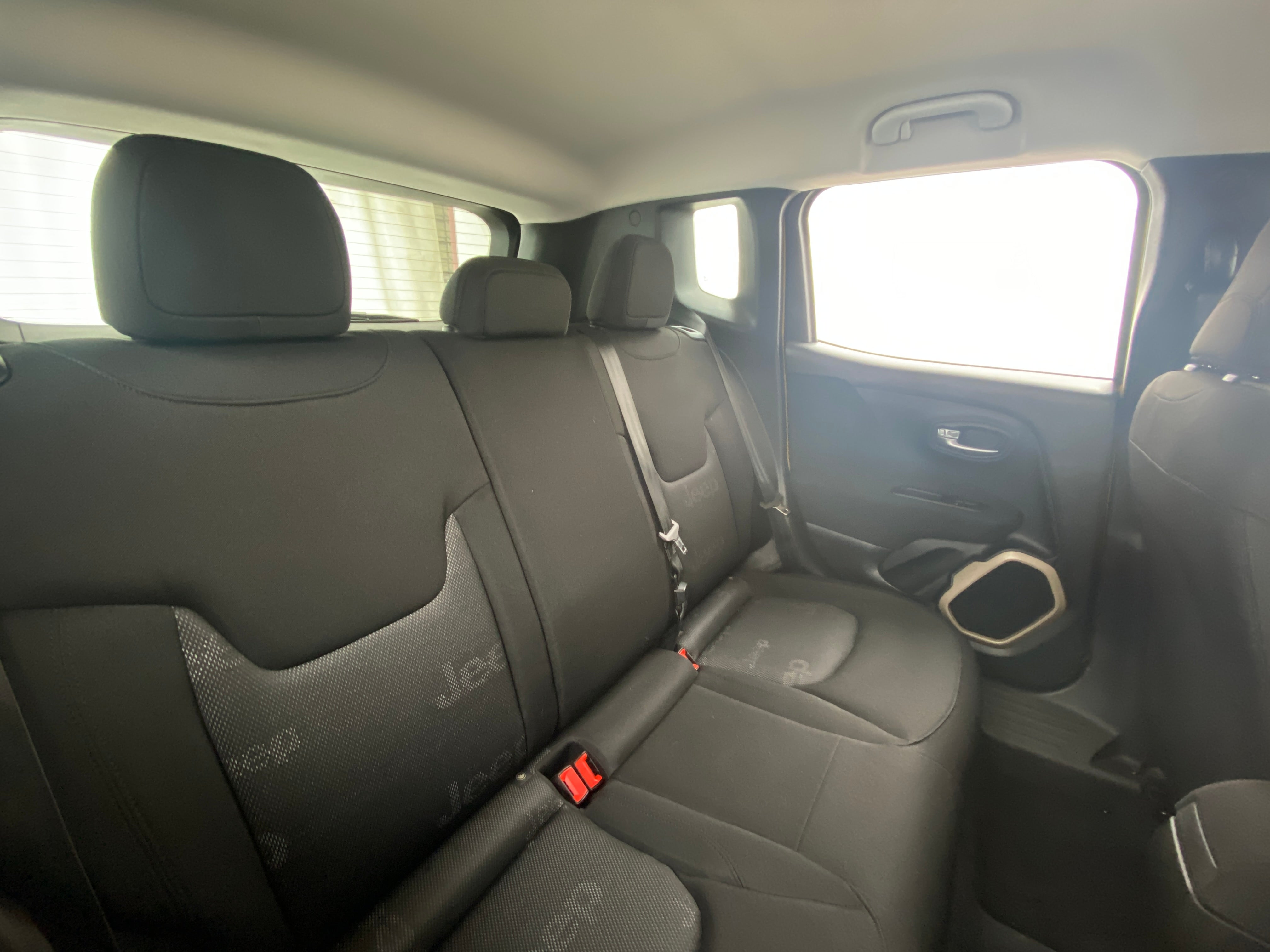 2016 Jeep Renegade Sport 6