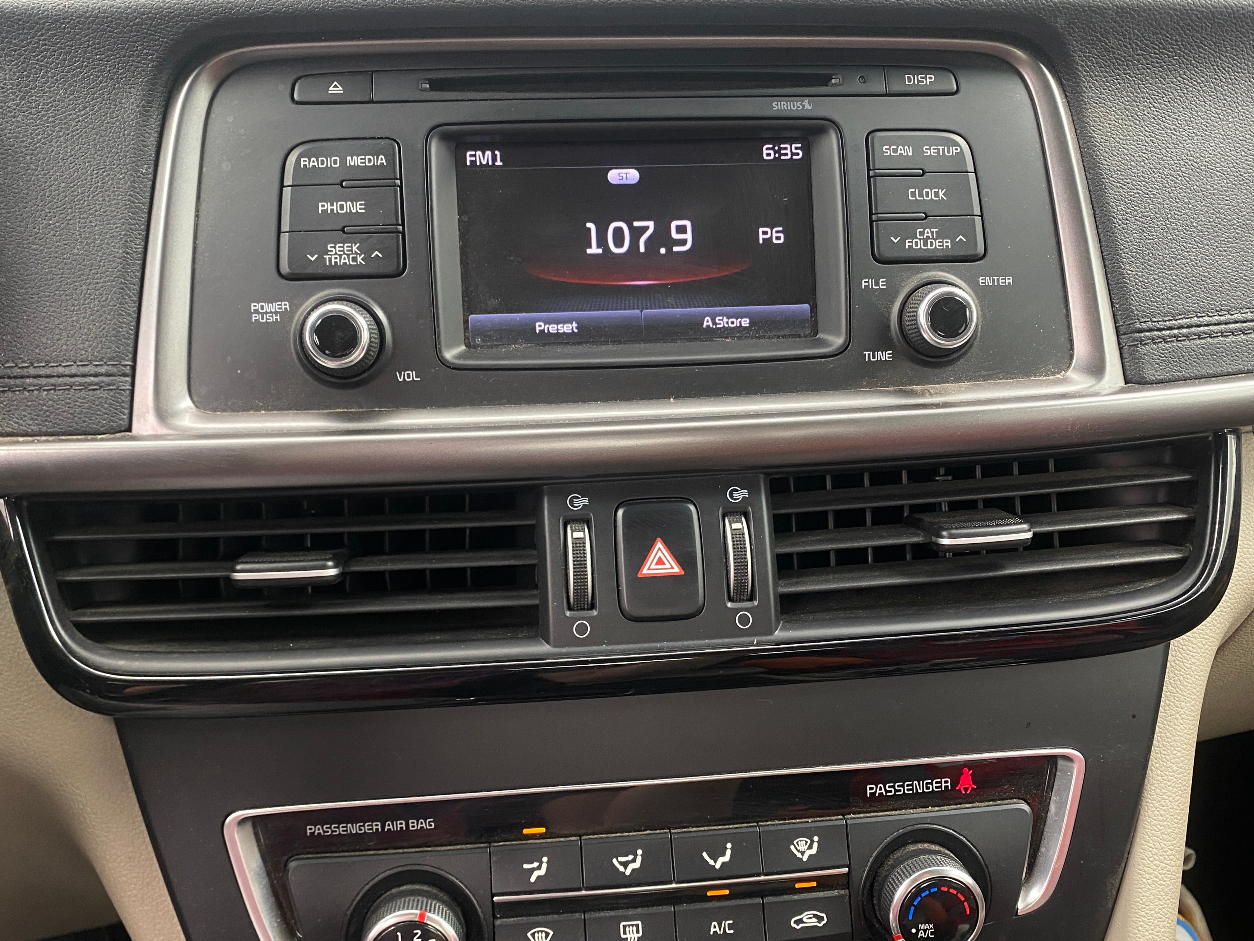 2016 Kia Optima LX 4