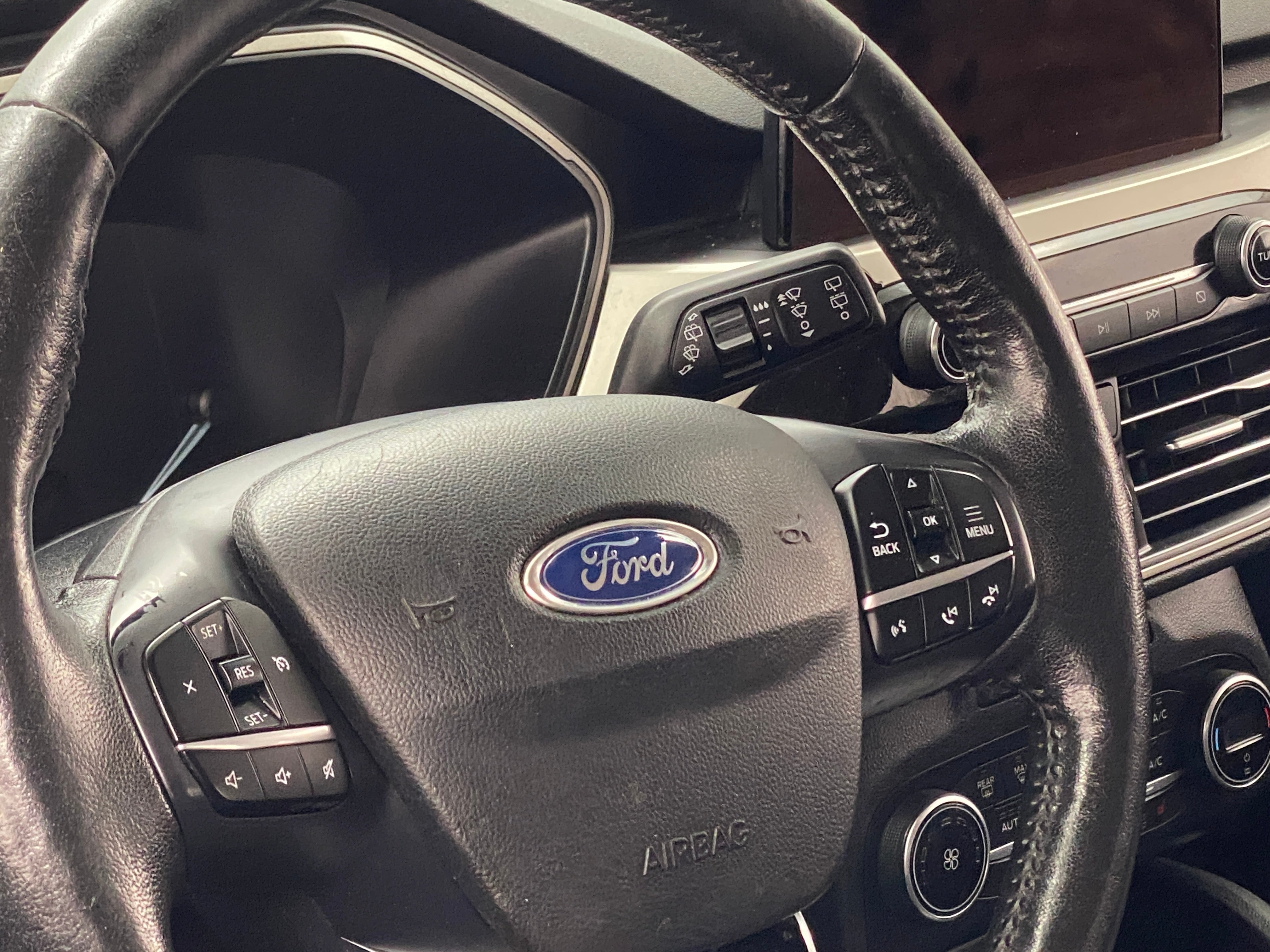 2020 Ford Escape SEL 4