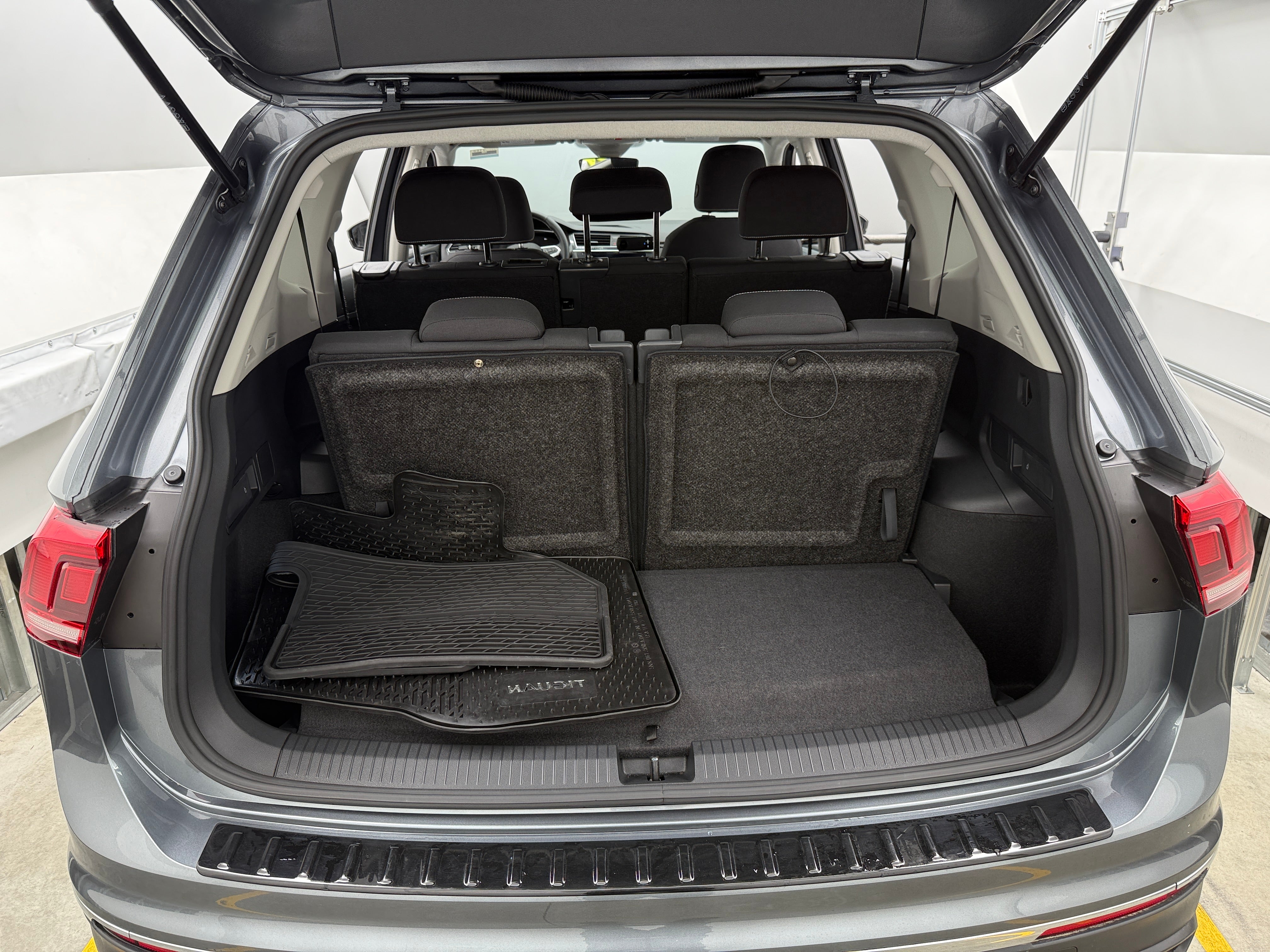 2024 Volkswagen Tiguan S 7