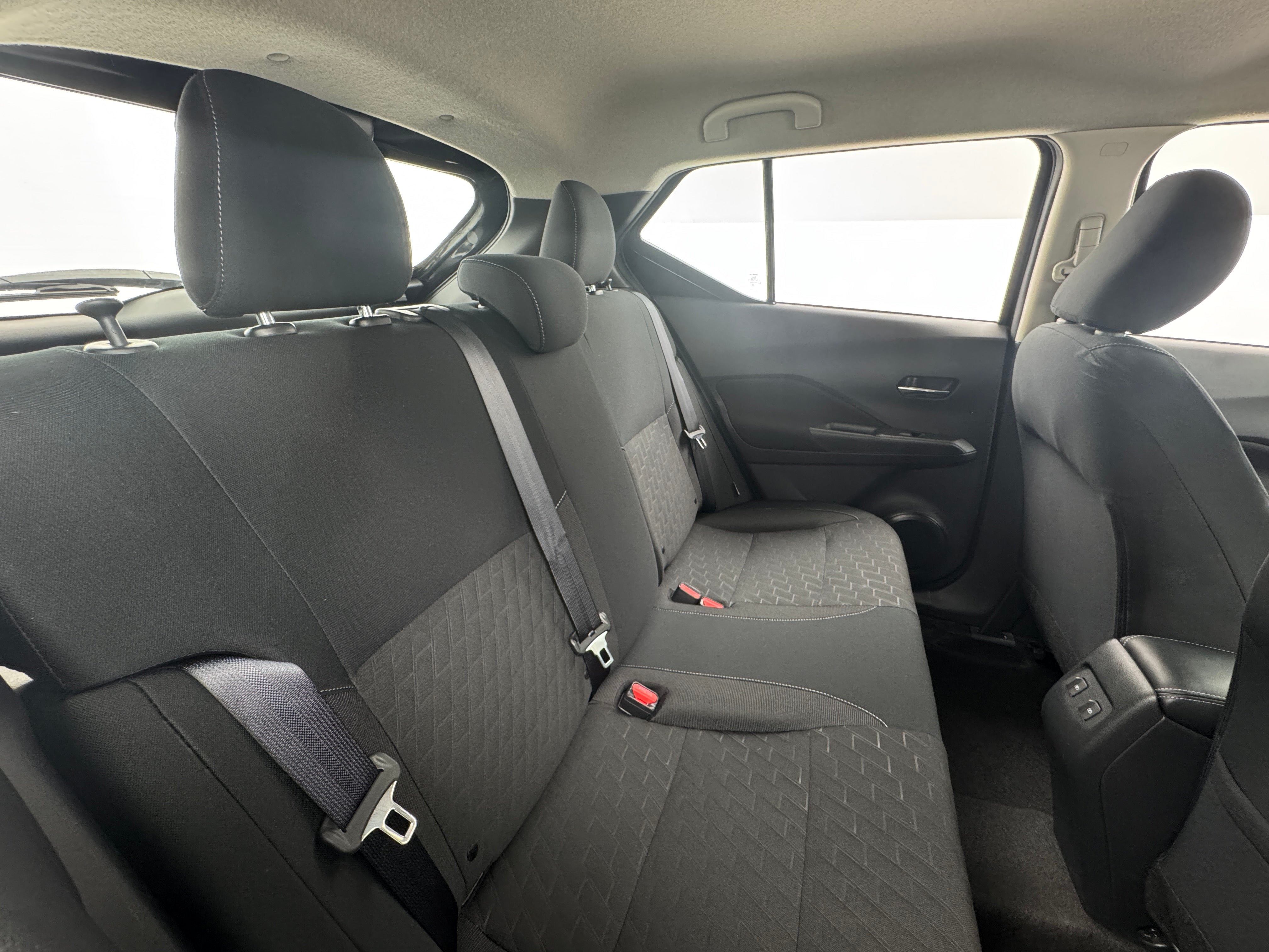 2024 Nissan Kicks SV 6