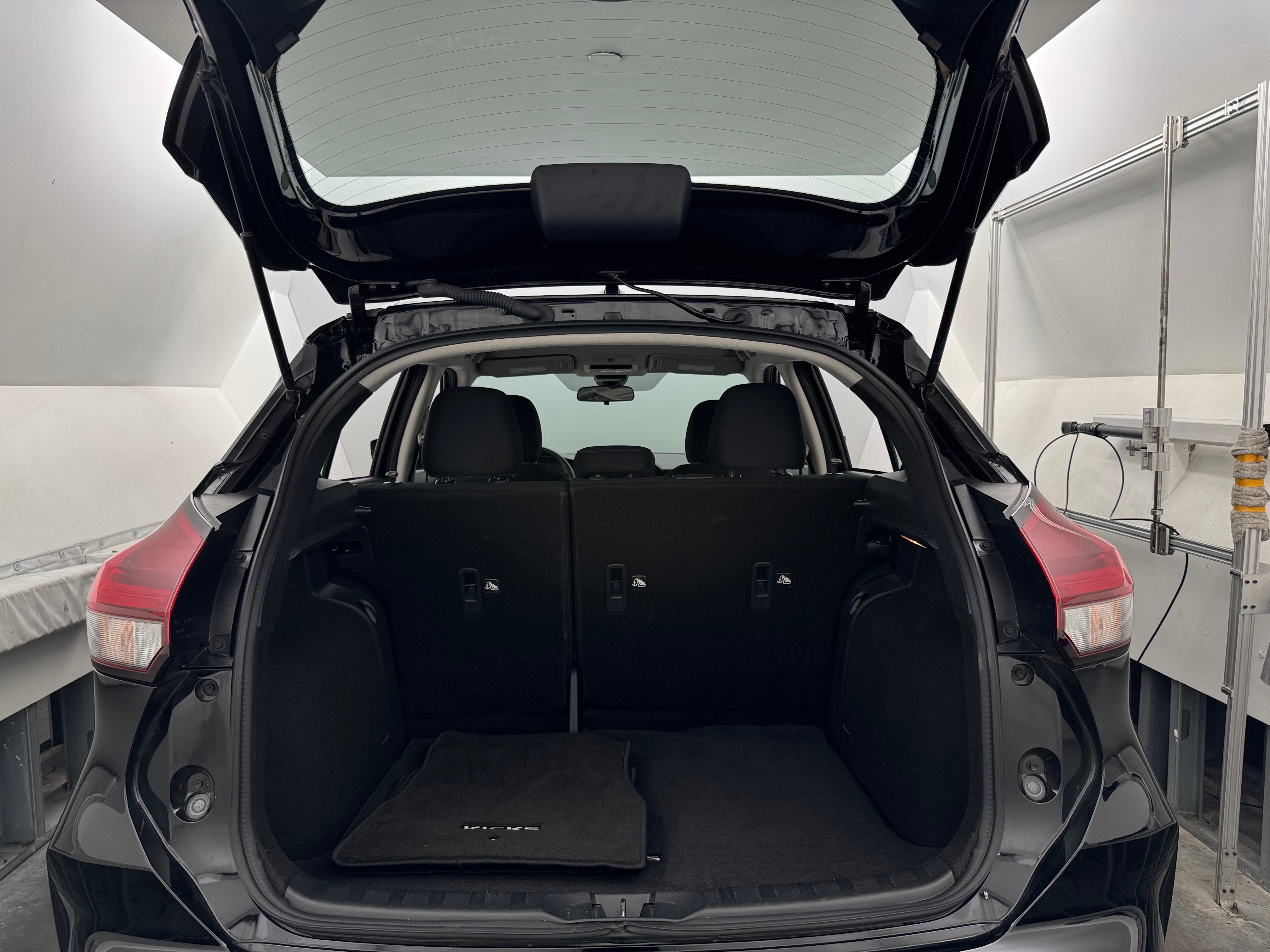 2024 Nissan Kicks SV 7