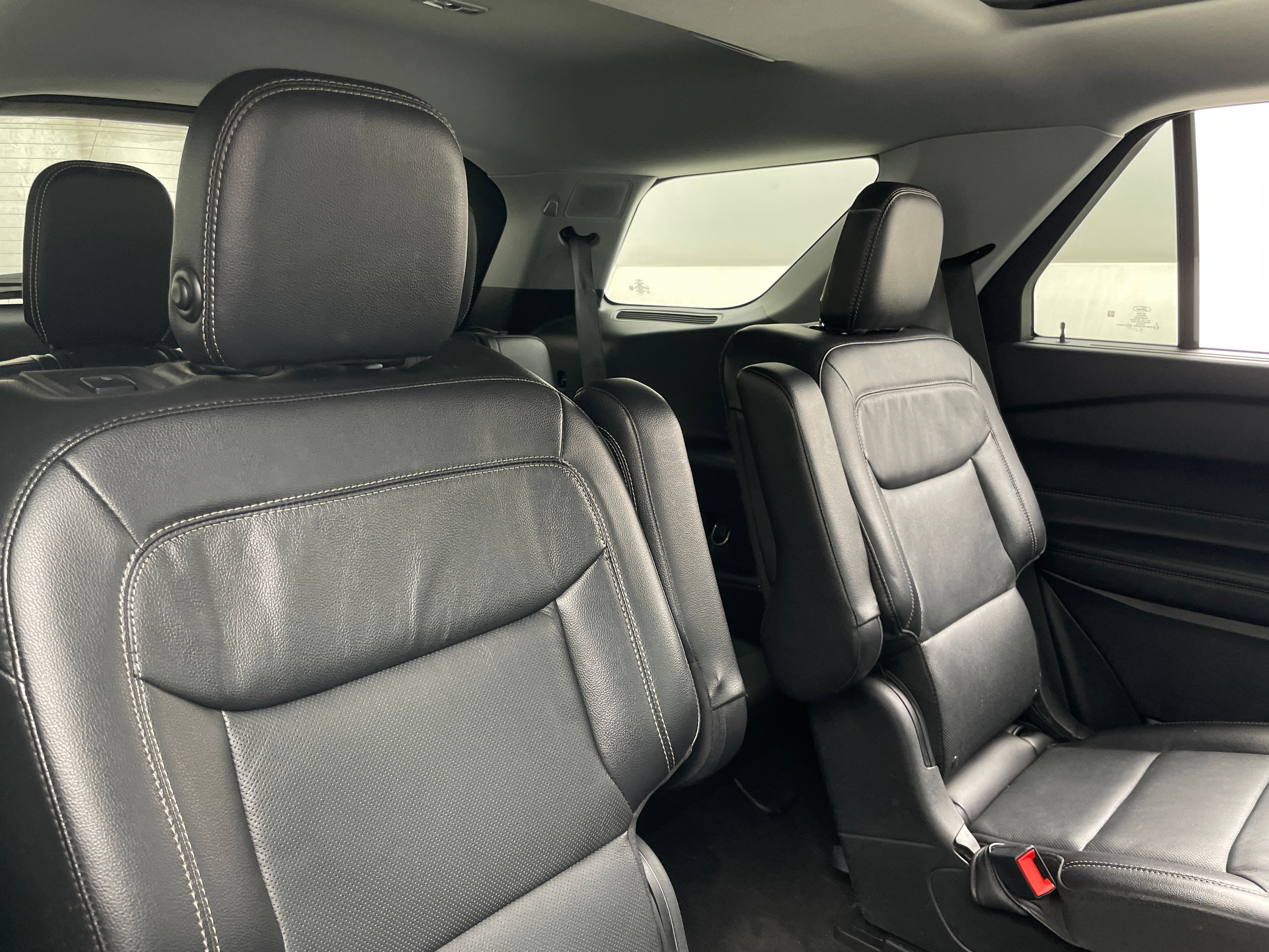 2020 Ford Explorer Limited 5