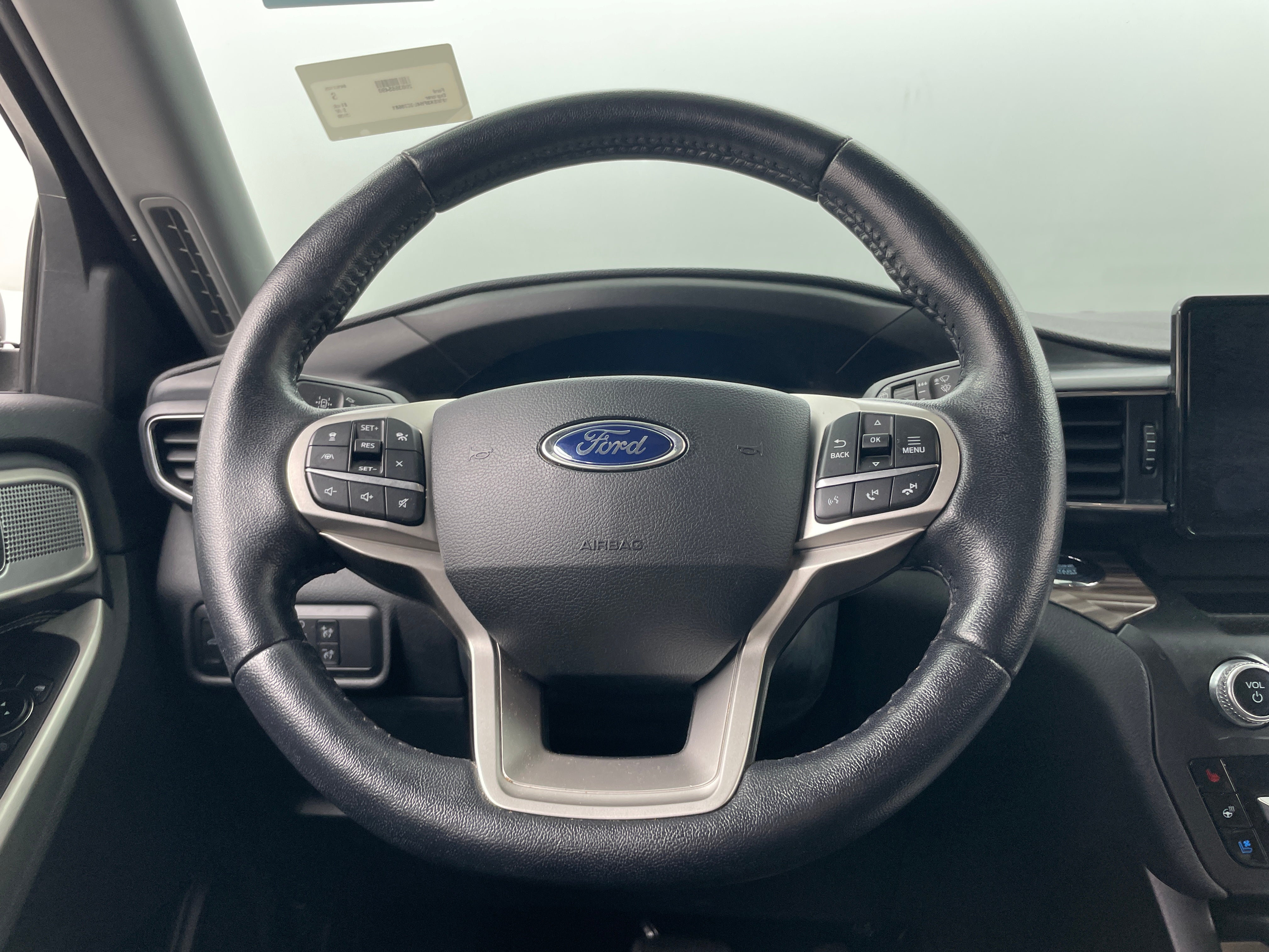2020 Ford Explorer Limited 4