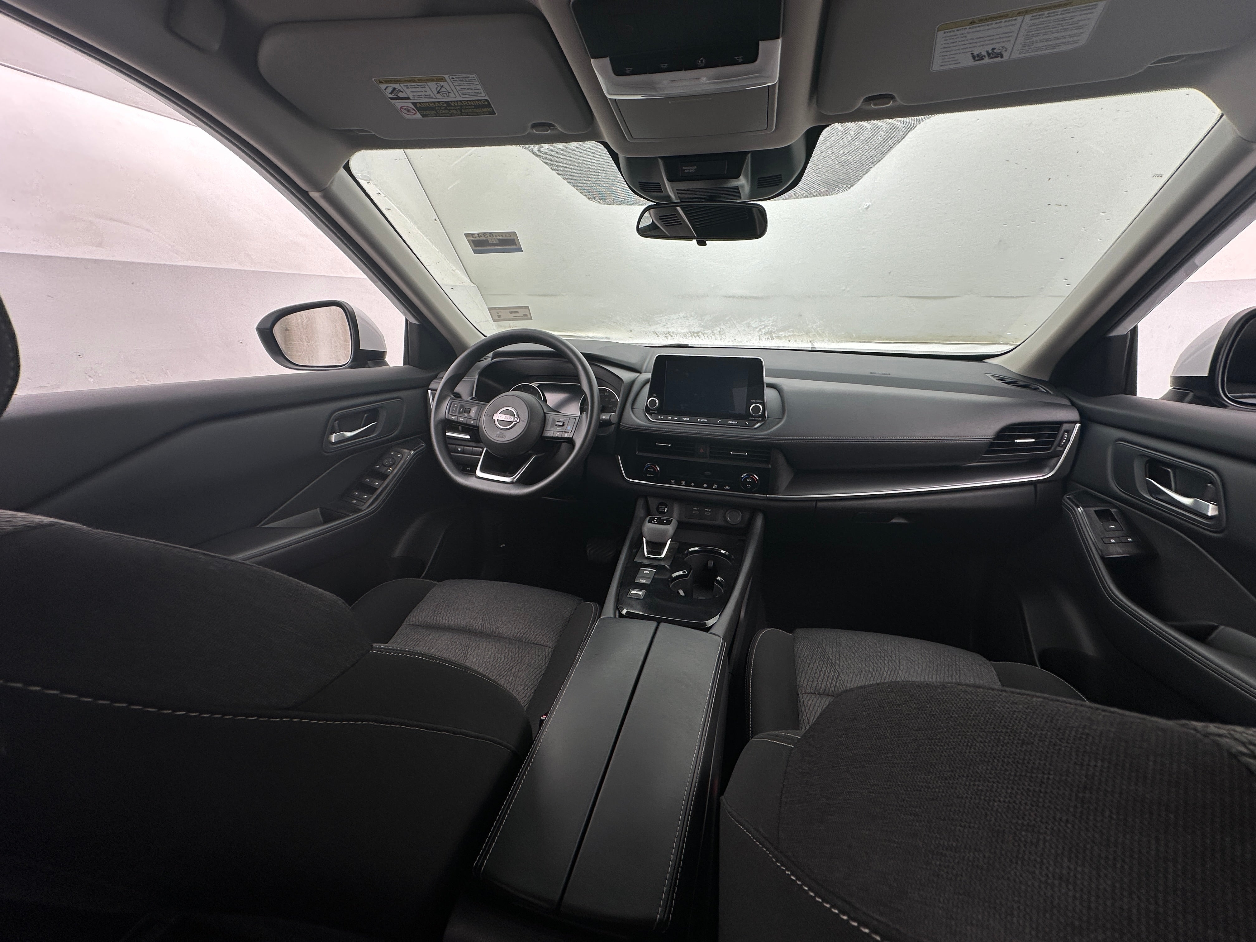 2024 Nissan Rogue SV 3