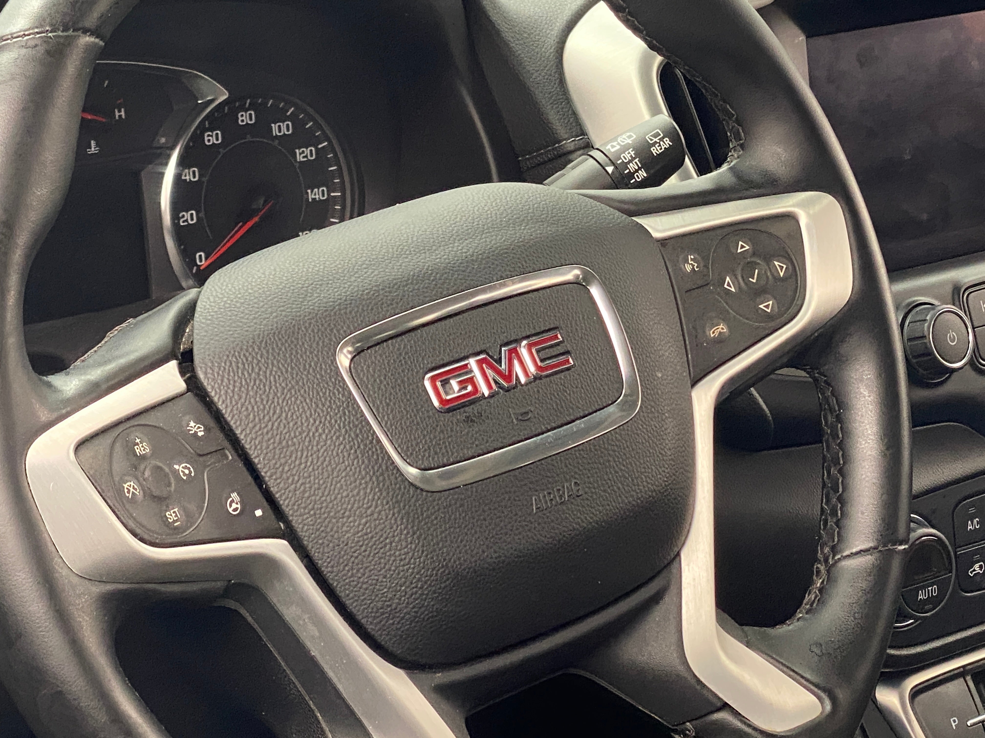 2024 GMC Terrain SLT 4