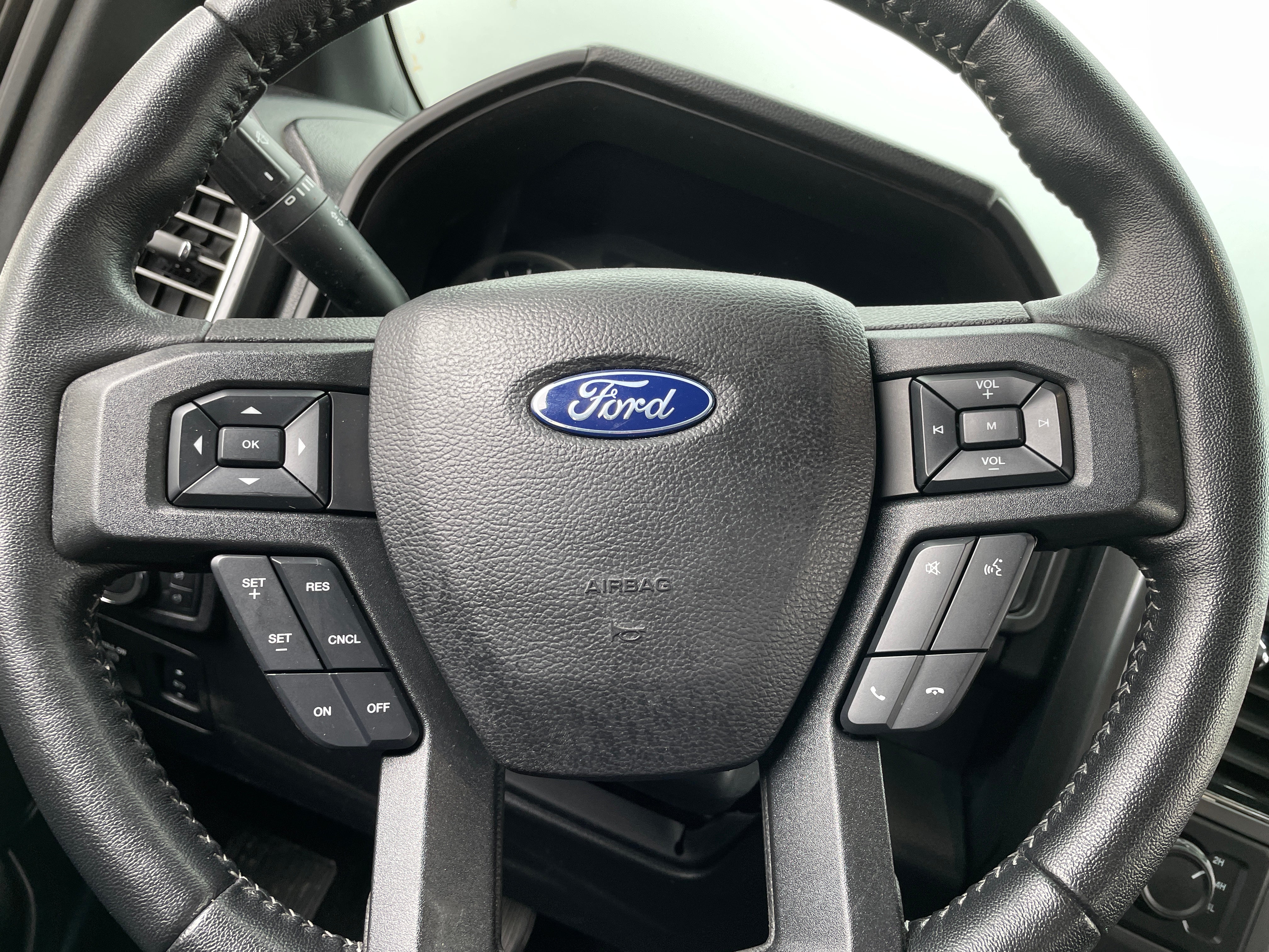2020 Ford Econoline E-150 5