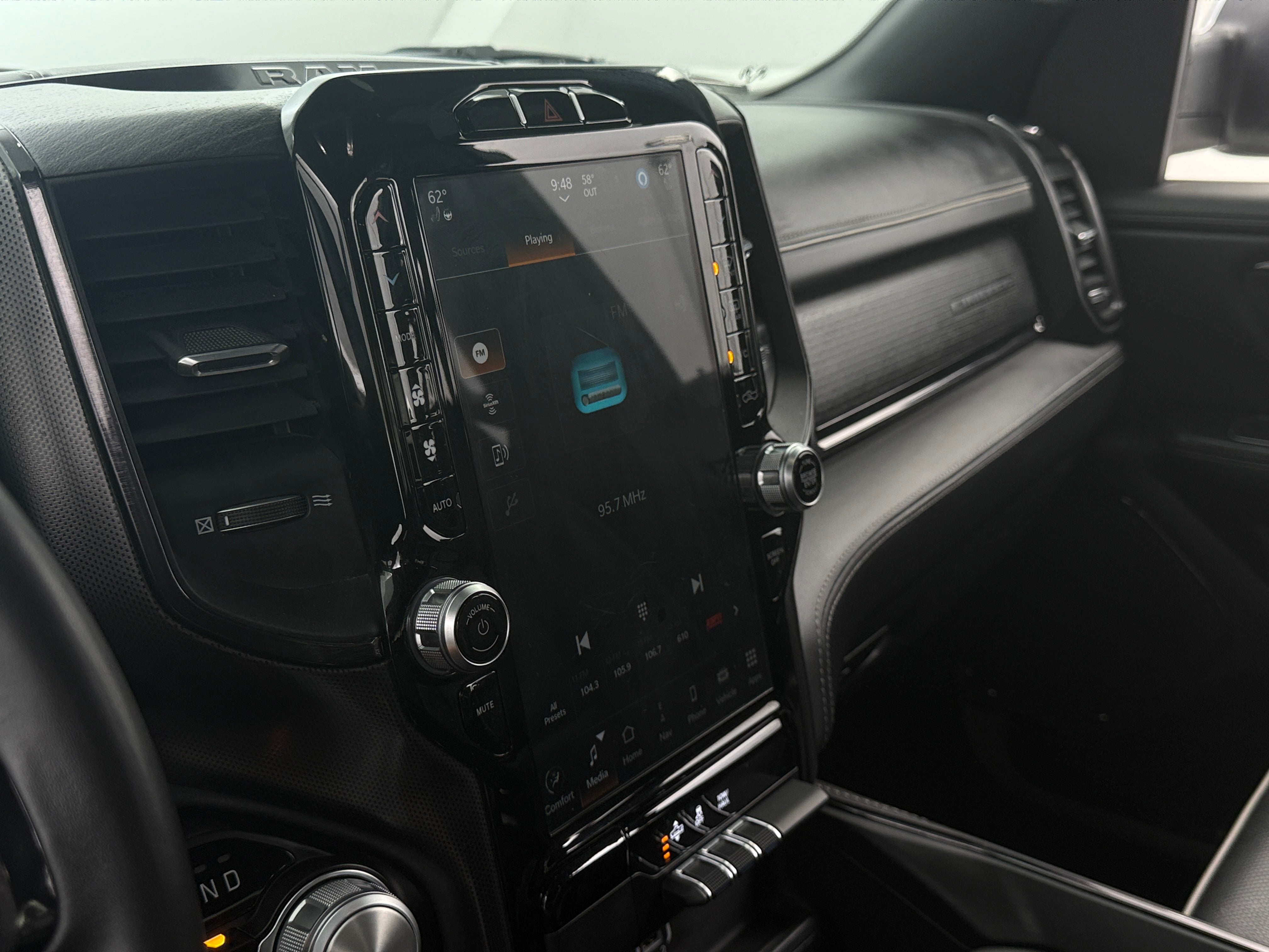 2023 RAM 1500 Limited 3