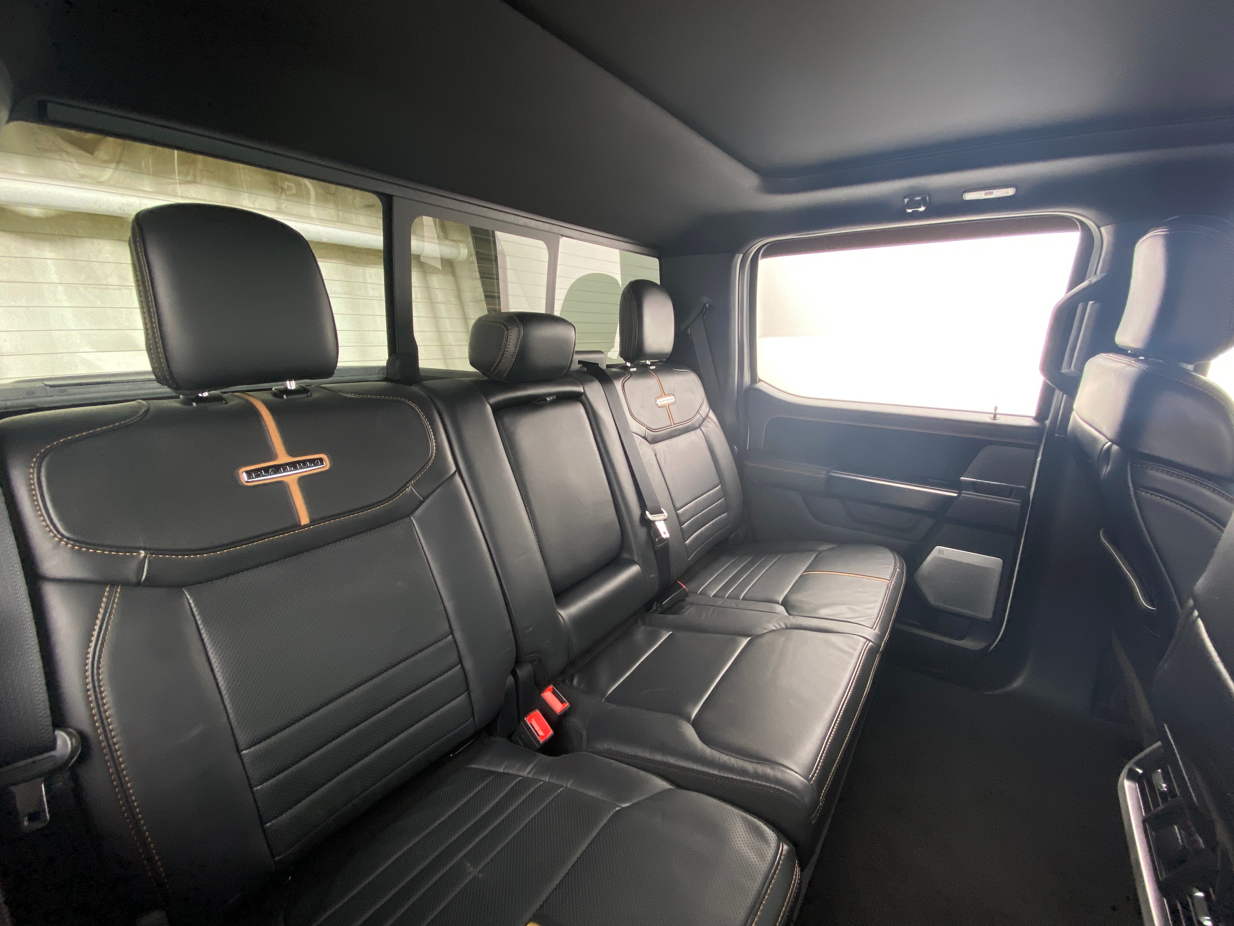 2022 Ford Econoline E-150 5