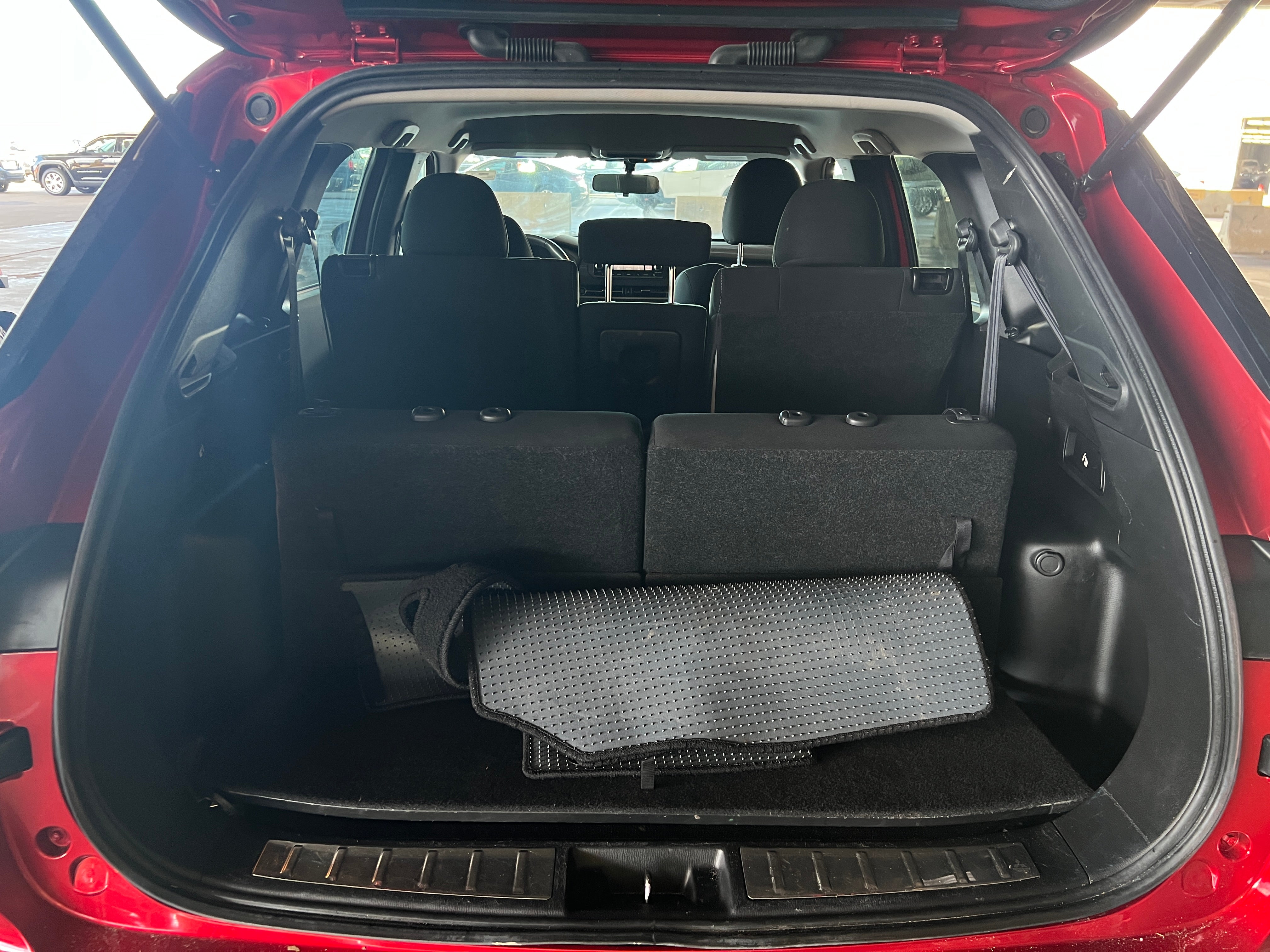 2022 Mitsubishi Outlander ES 7