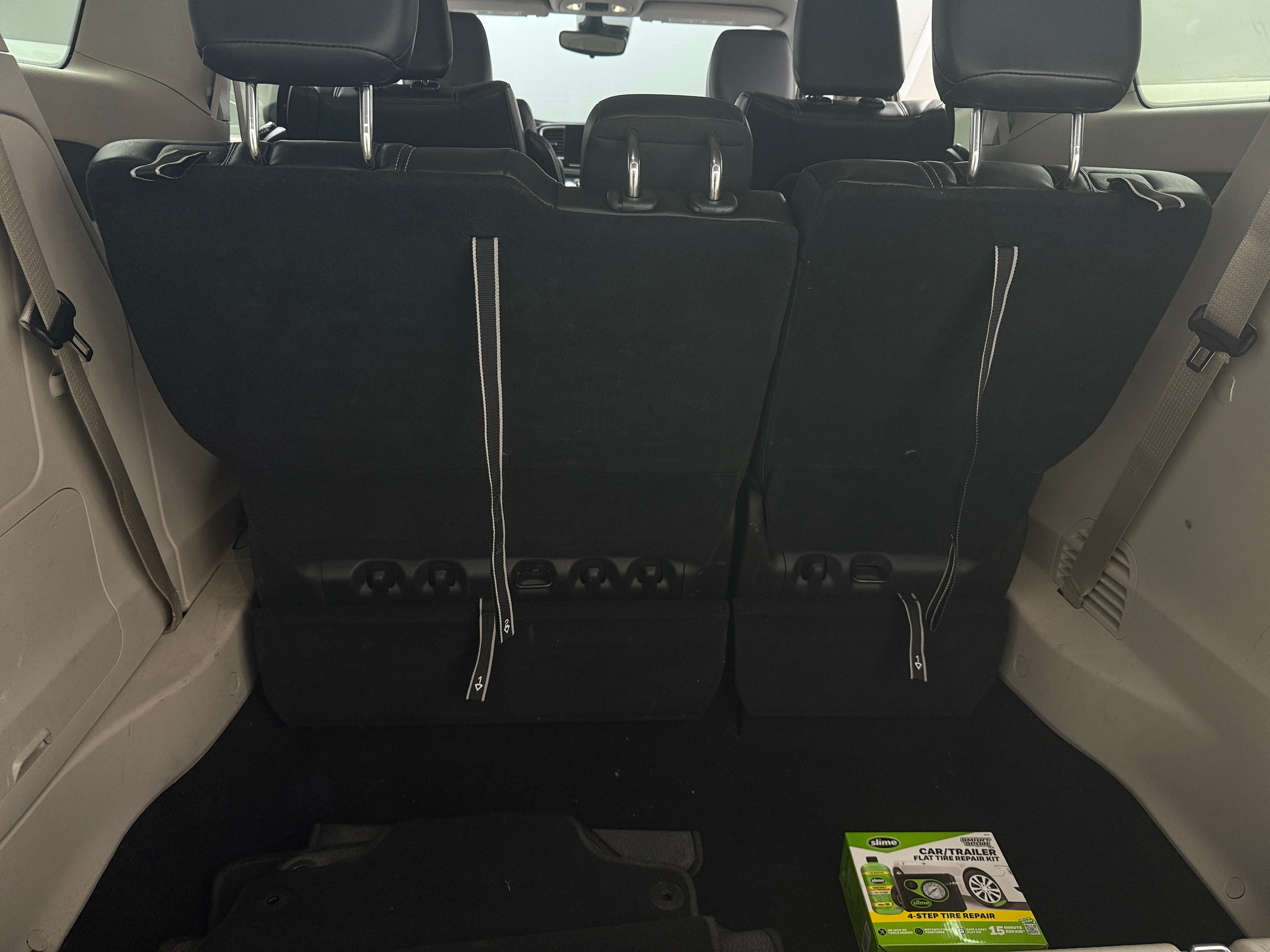 2023 Chrysler Pacifica Hybrid Touring L 6