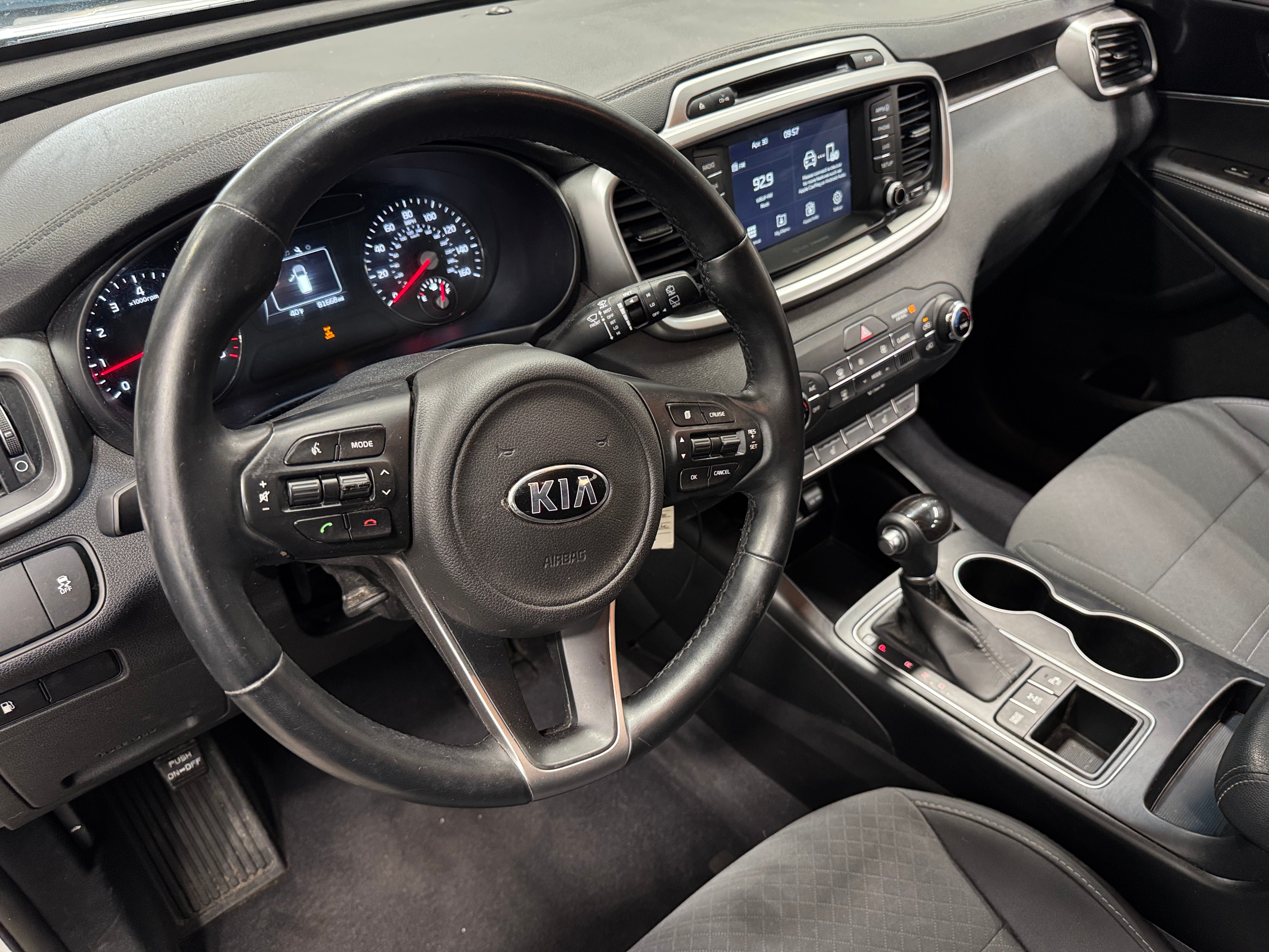 2017 Kia Sorento LX 3