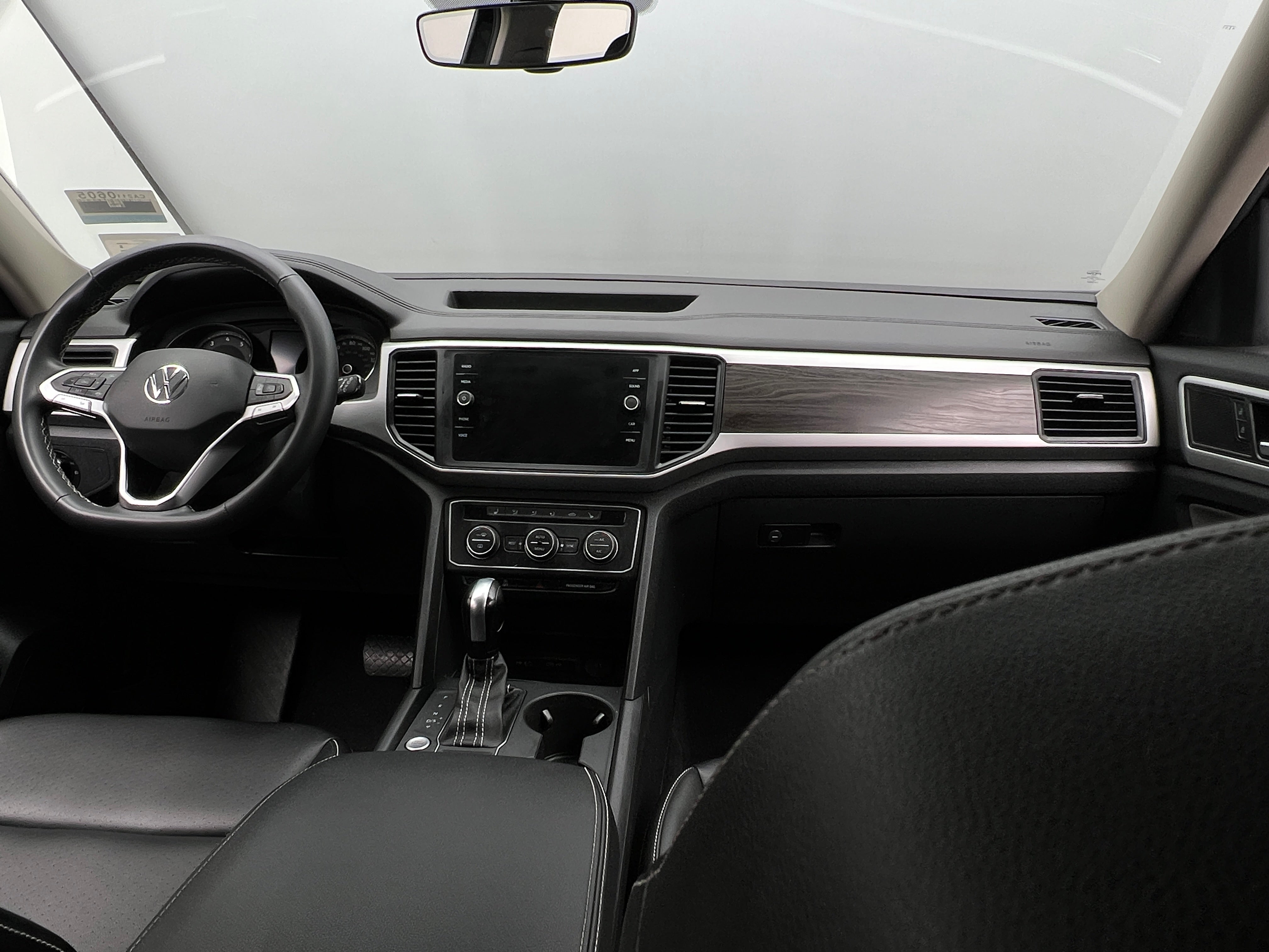 2021 Volkswagen Atlas SE 2