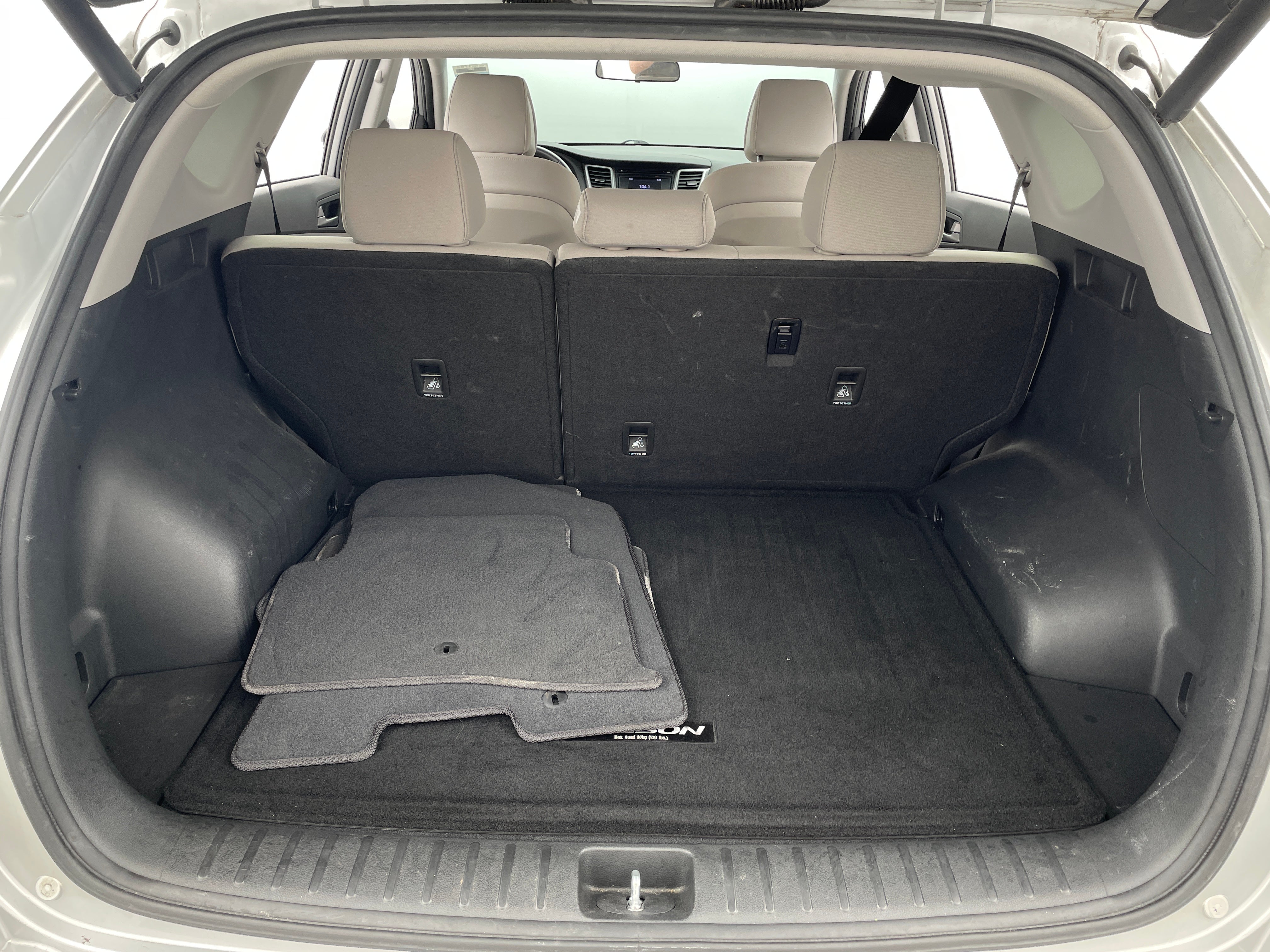 2017 Hyundai Tucson Sport 7