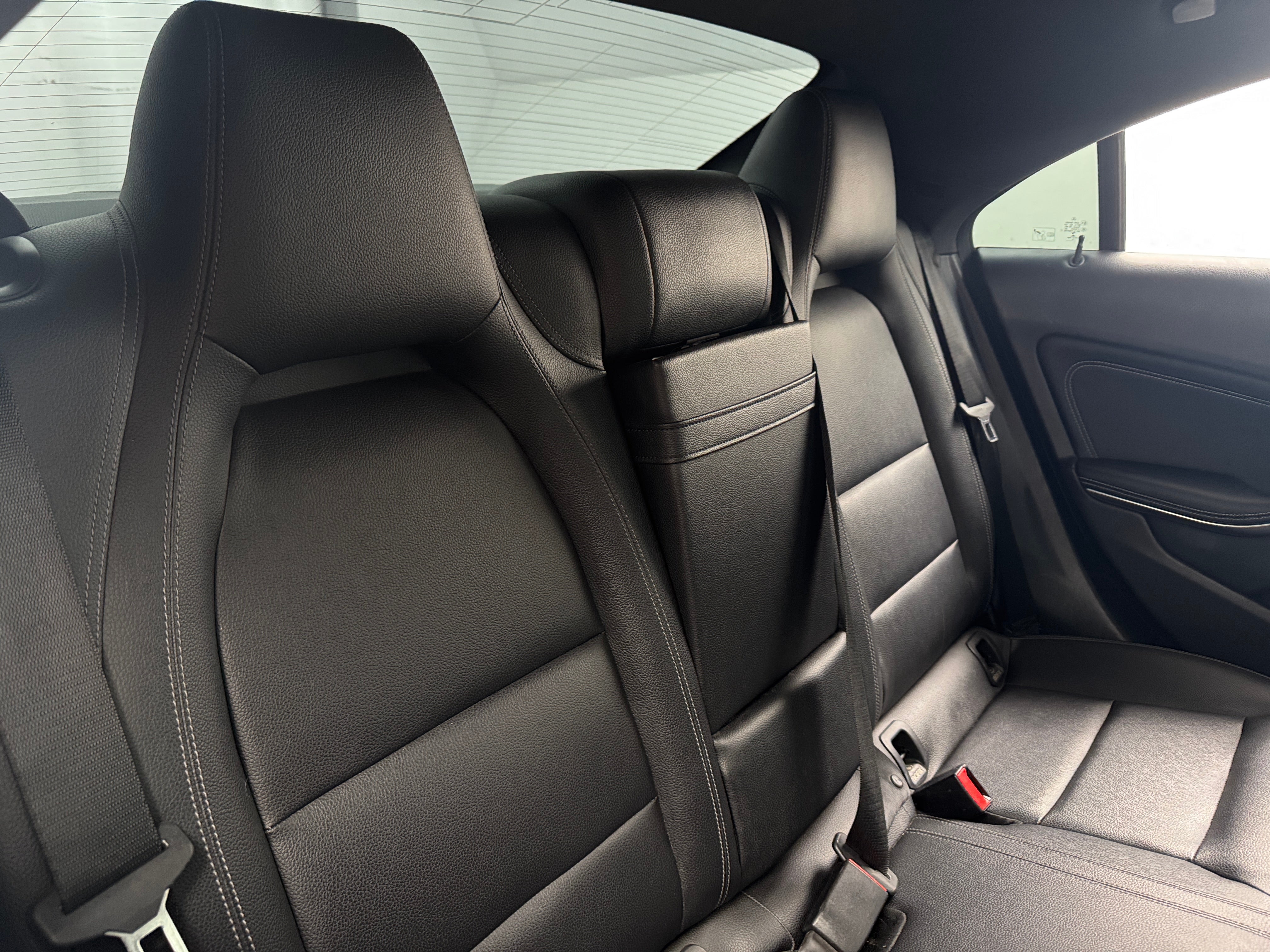 2016 Mercedes-Benz CLA 250 5